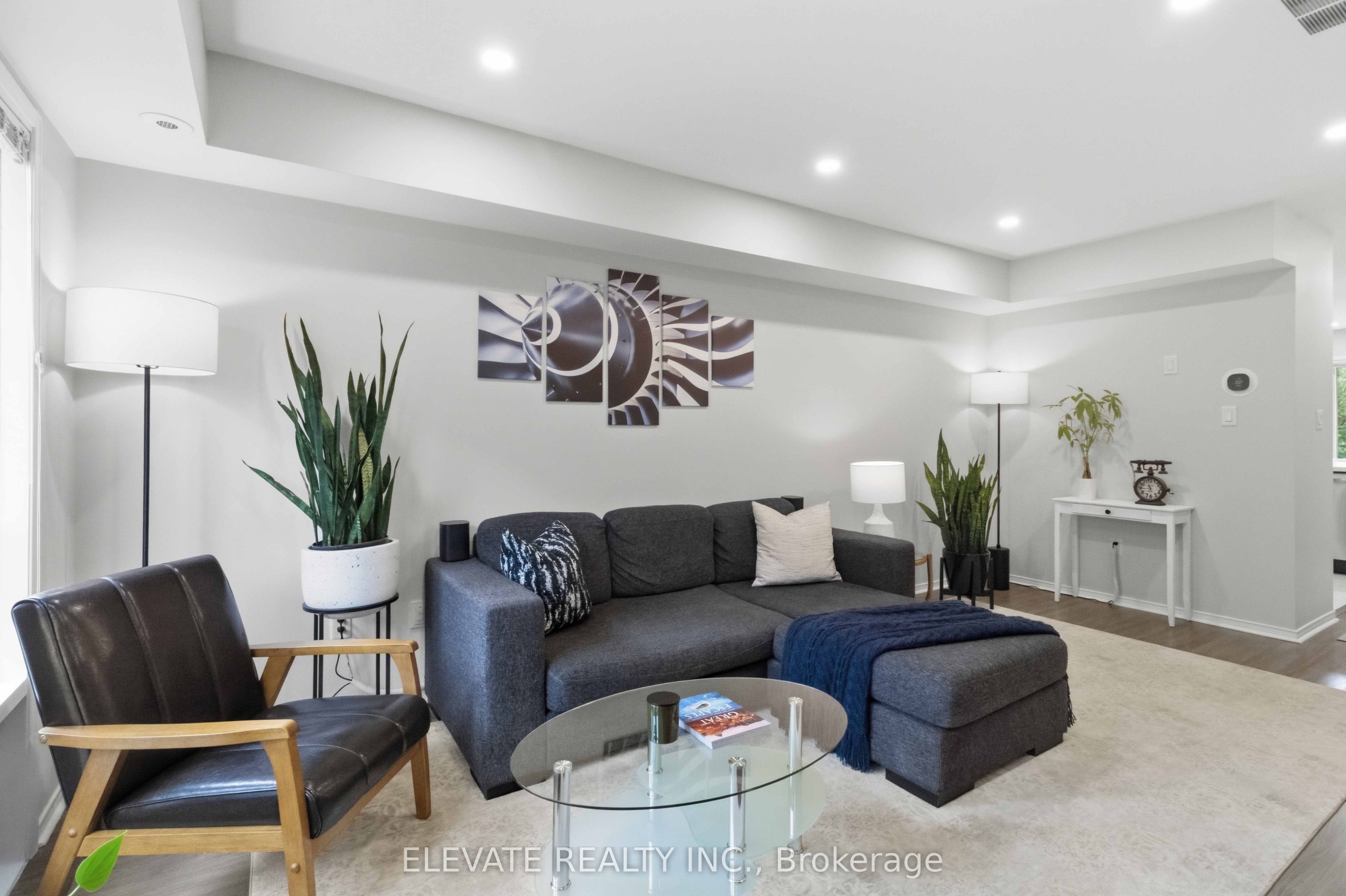 50 Merchant Lane 207, Toronto, ON M6P 4J6 photo 3