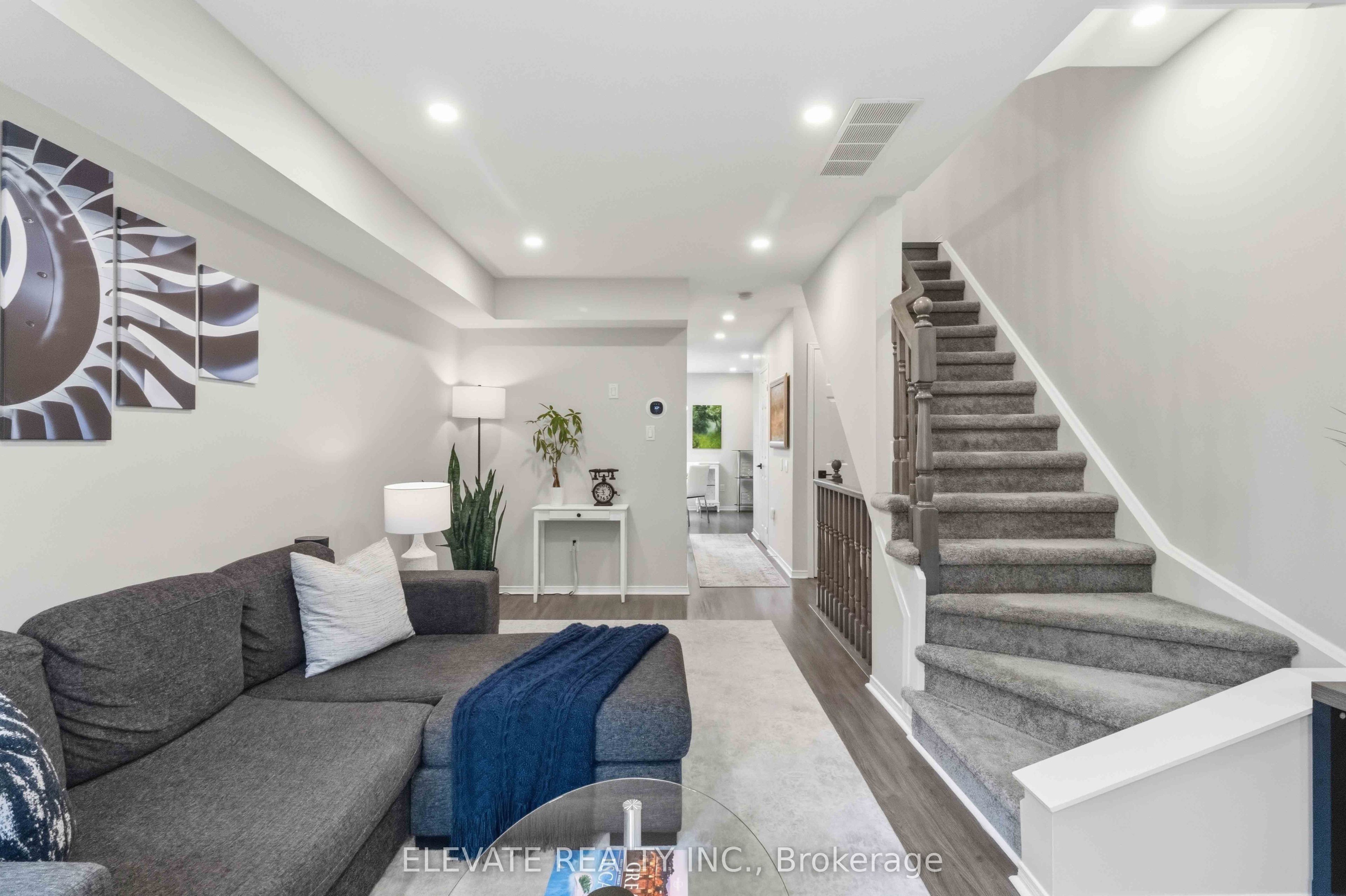 50 Merchant Lane 207, Toronto, ON M6P 4J6 photo 4