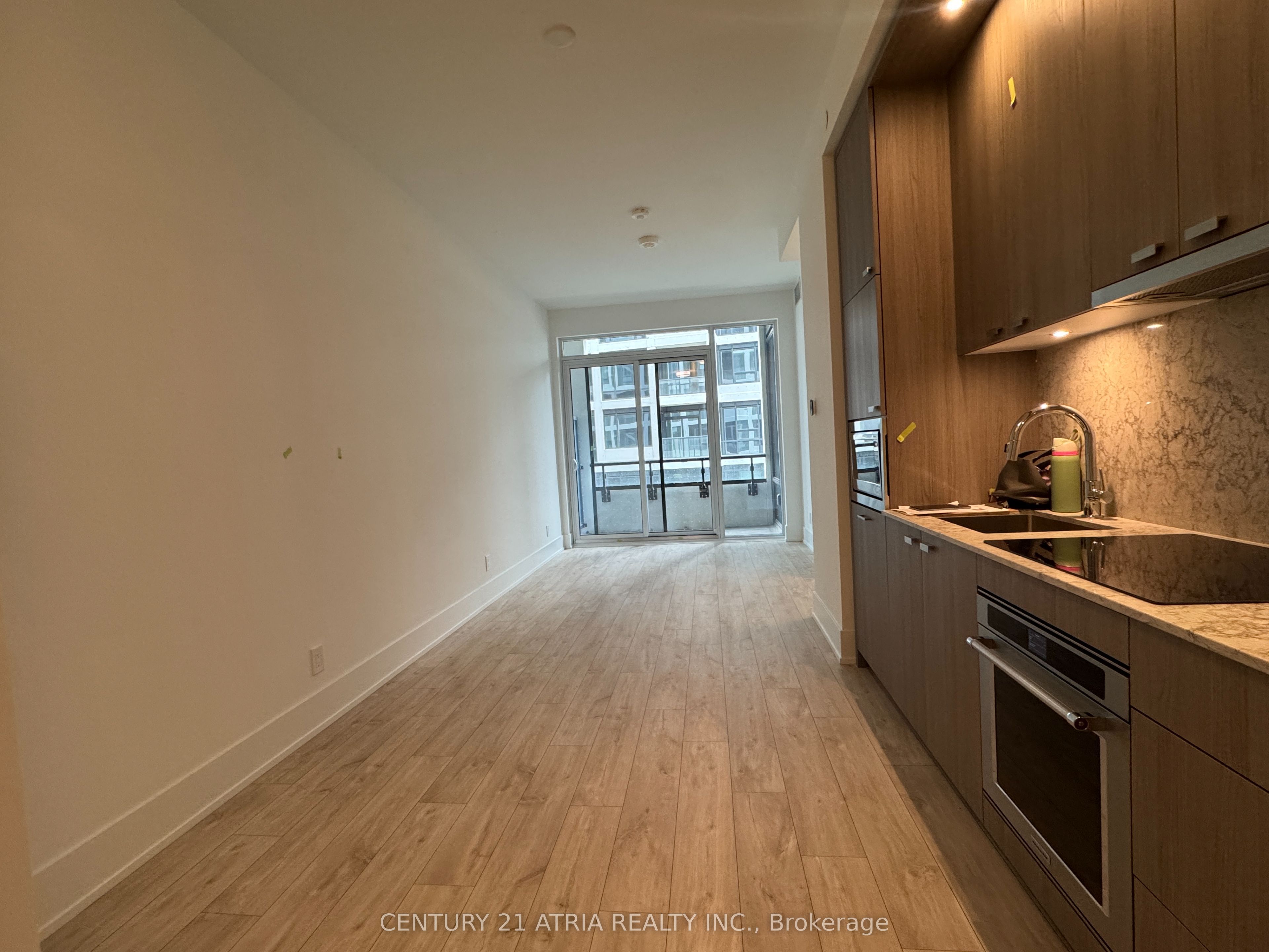 115 Denison Avenue 402, Toronto, ON M5T 2N1 photo 3