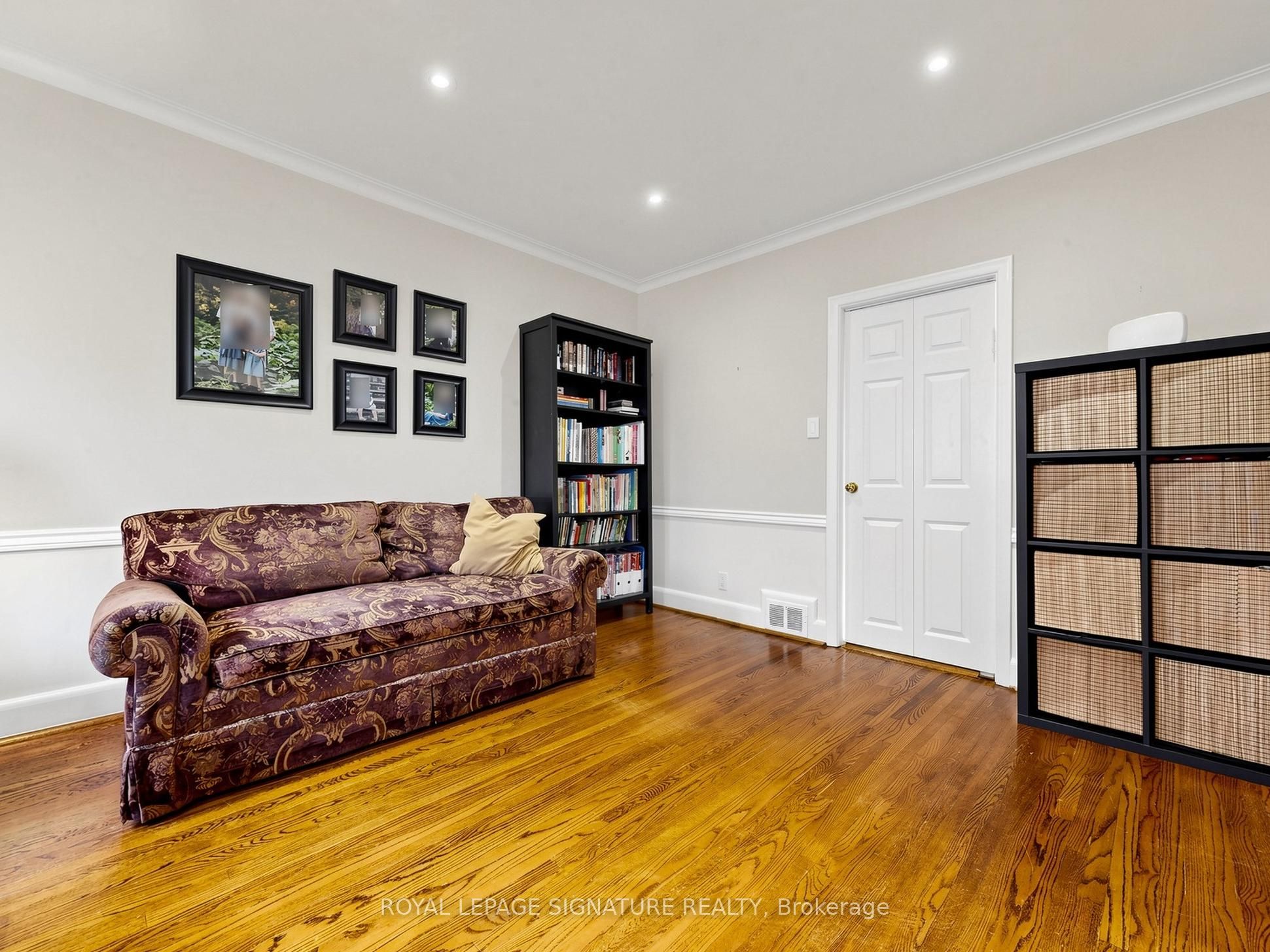 46 Brookview Drive, Toronto, ON M6A 2K2 photo 3