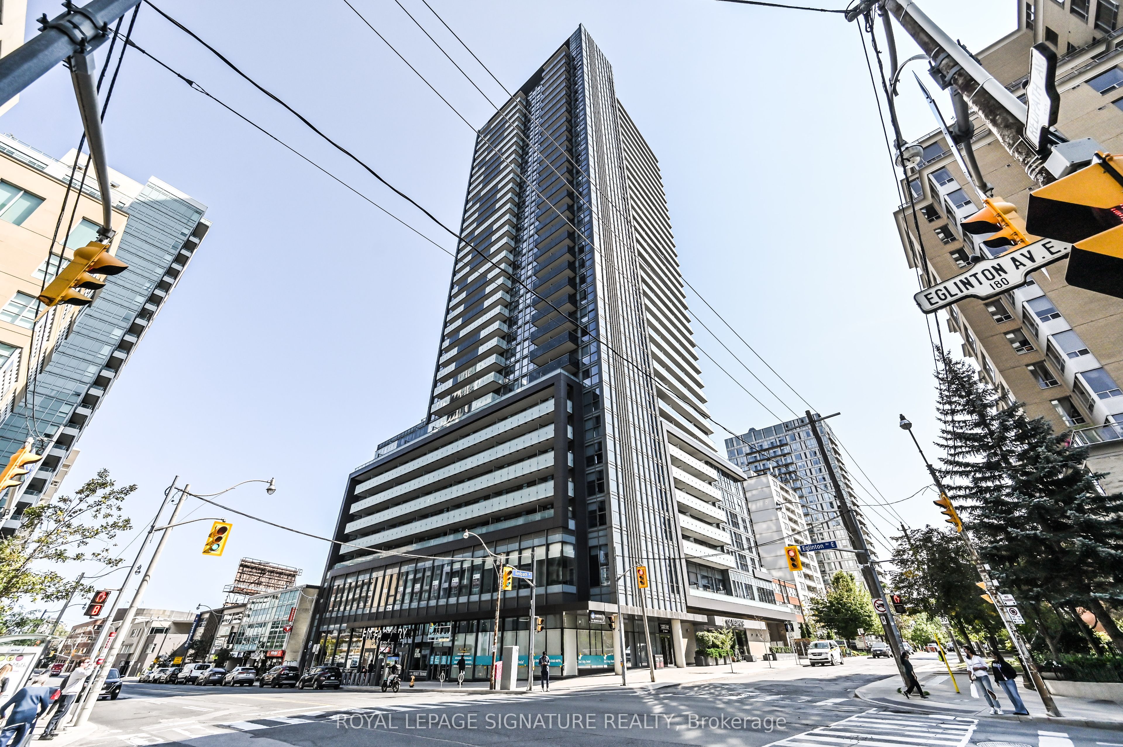 125 Redpath Avenue 606, Toronto, ON M4S 0B5