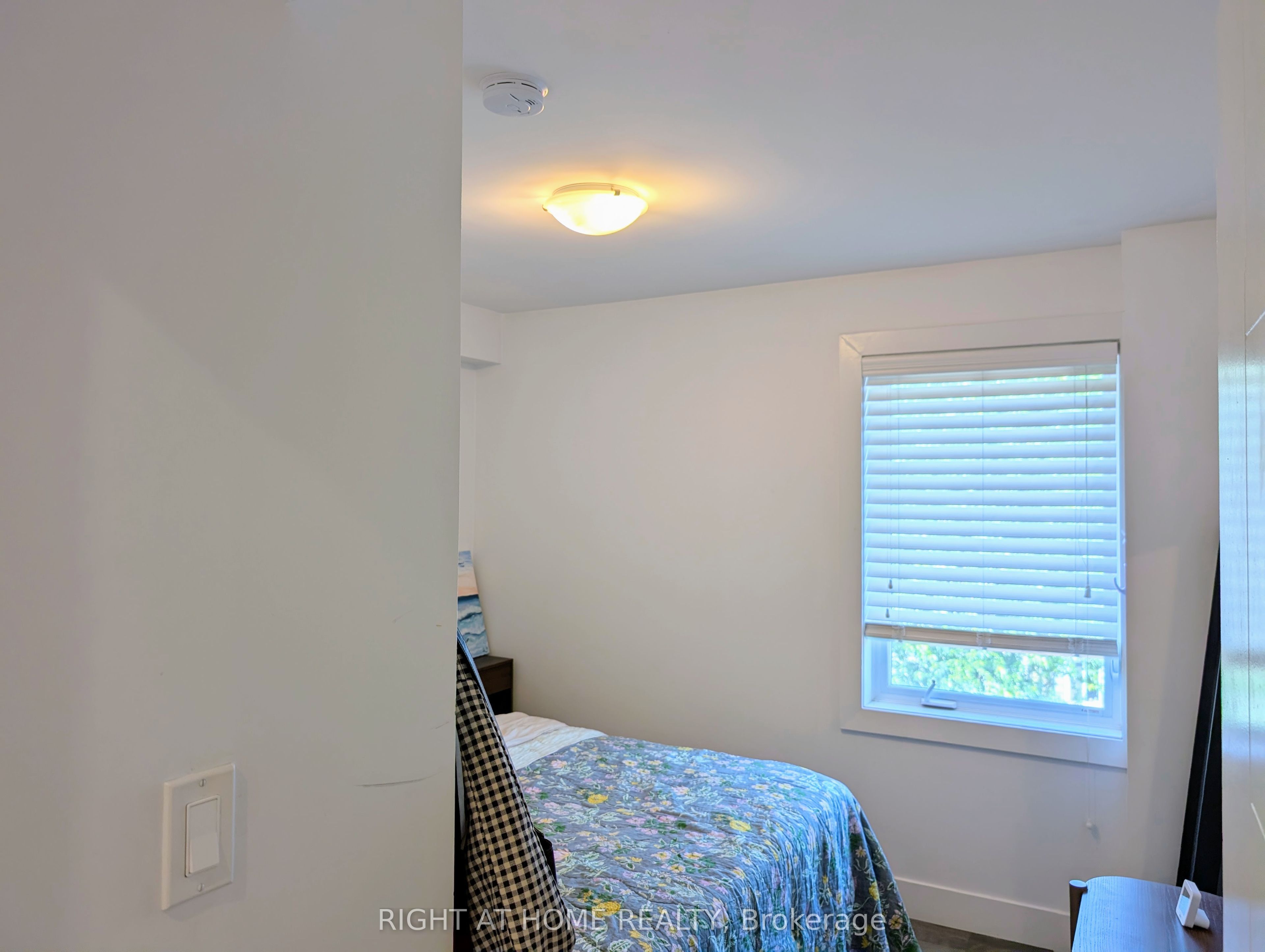189 Sheridan Avenue 1, Toronto, ON M6H 3M5 photo 5