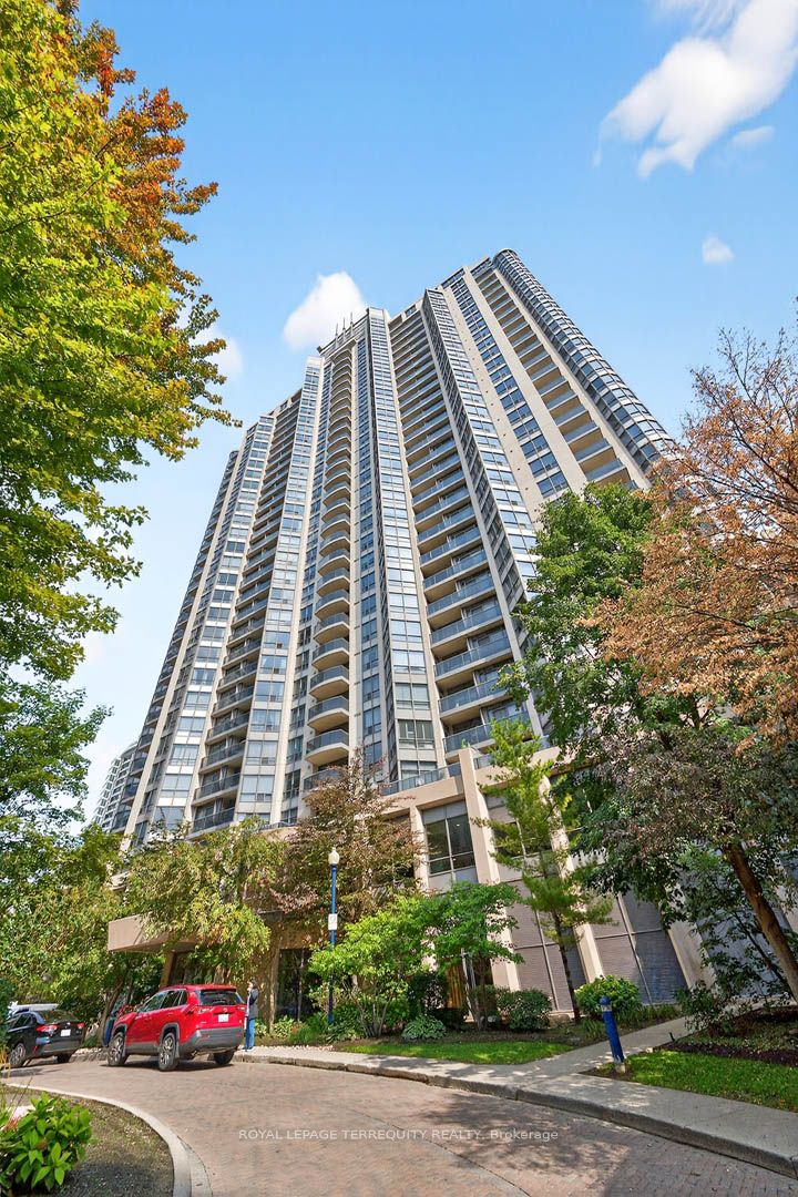 10 Northtown Way 2510, Toronto, ON M2N 7L4 photo 2