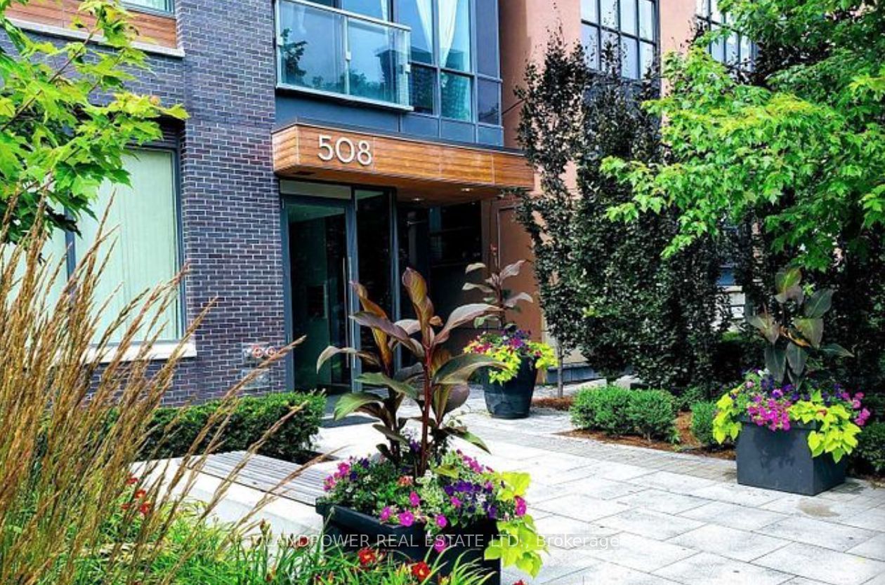 508 Wellington Street W 801, Toronto, ON M5V 0K8