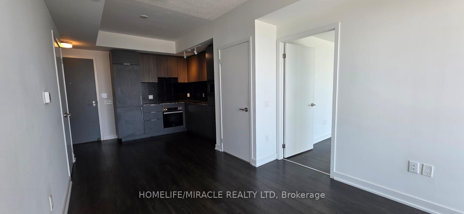 50 O'Neil Road 2307, Toronto, ON M3C 0R1 photo 5