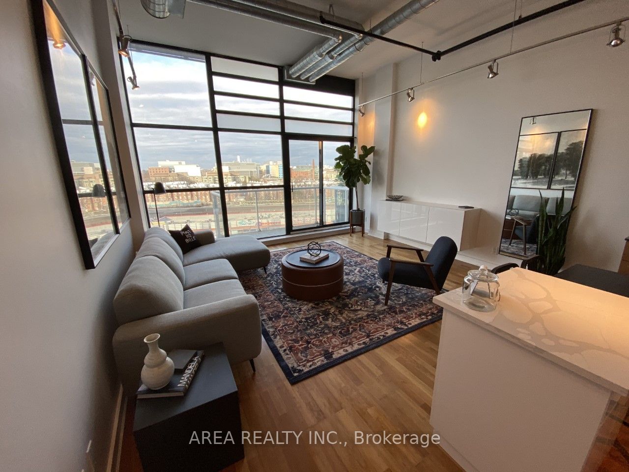 43 Hanna Avenue 602, Toronto, ON M6K 1X1