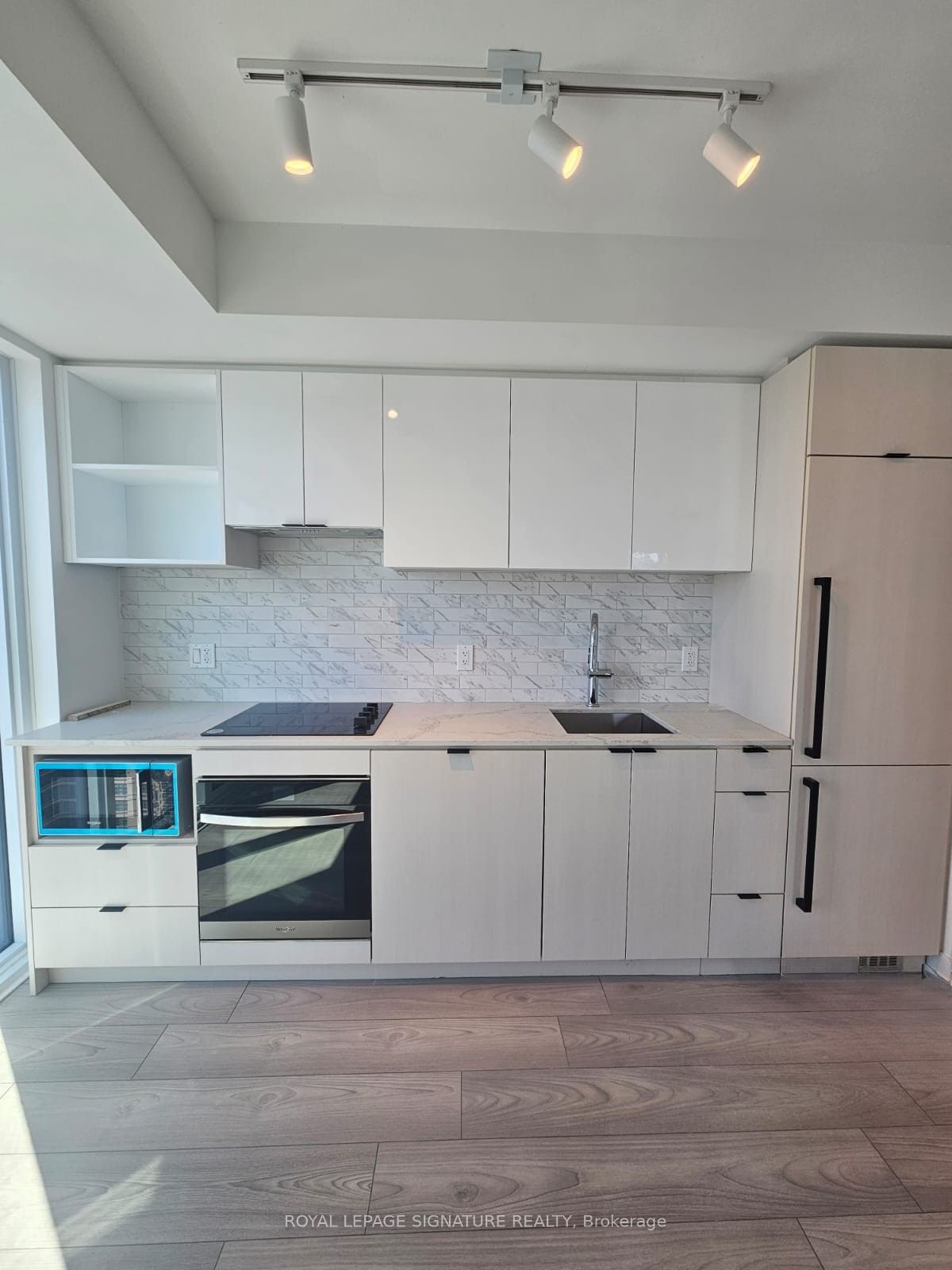 252 Church Street 3006, Toronto, ON M5B 0E6 photo 4