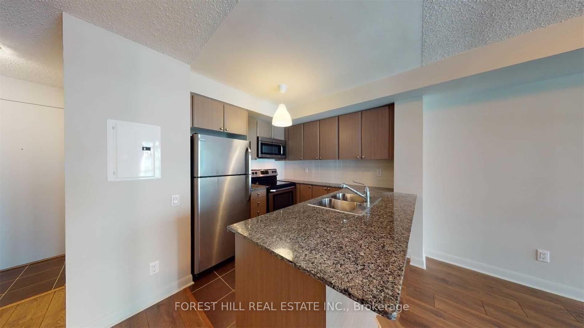 525 Wilson Avenue 506, Toronto, ON M3H 1V1 photo 4