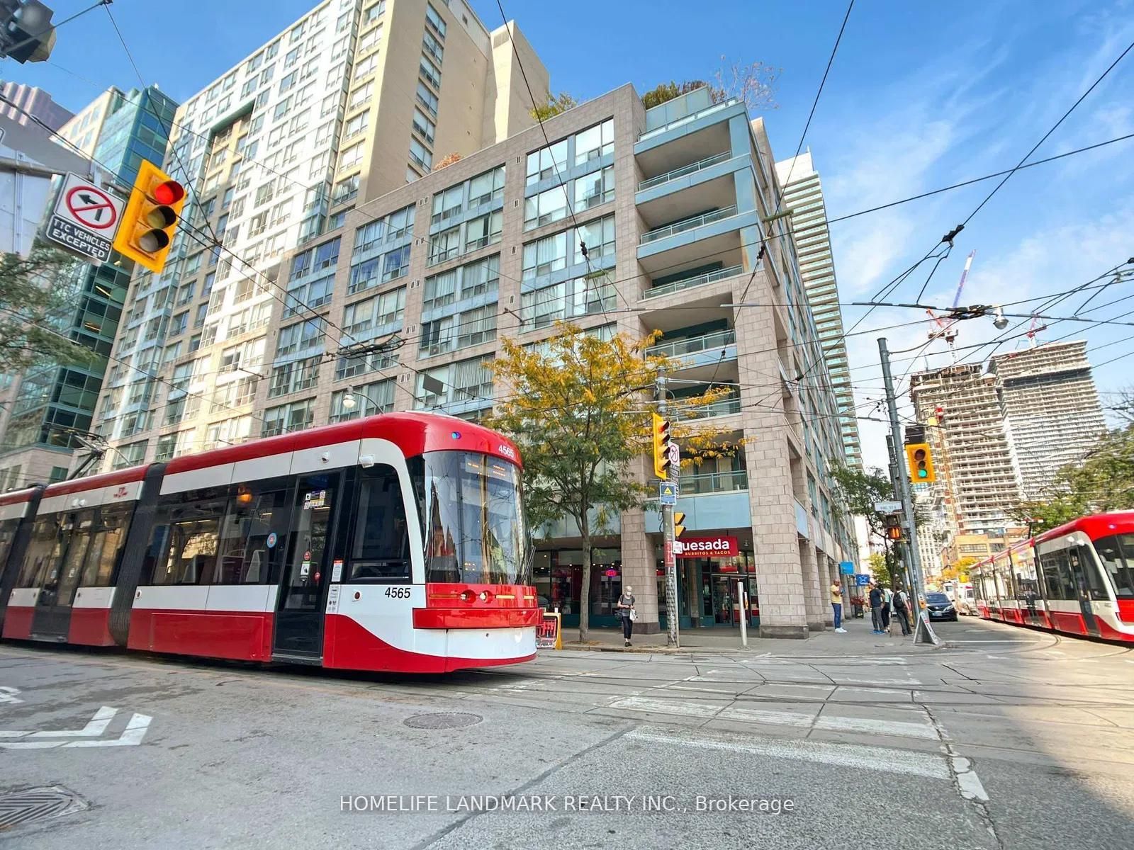 92 King Street E 805, Toronto, ON M5H 1H1