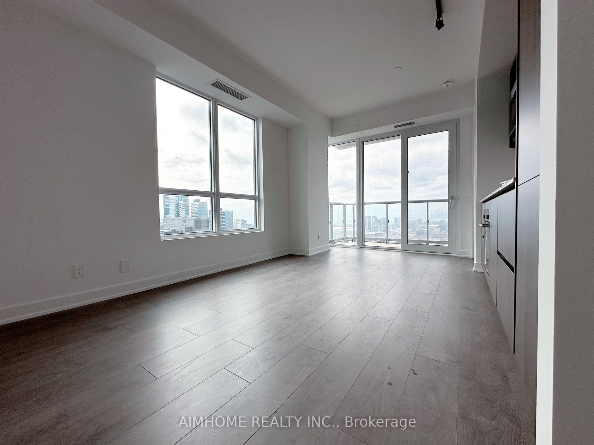 108 Peter Street 4510, Toronto, ON M5V 0W2 photo 3