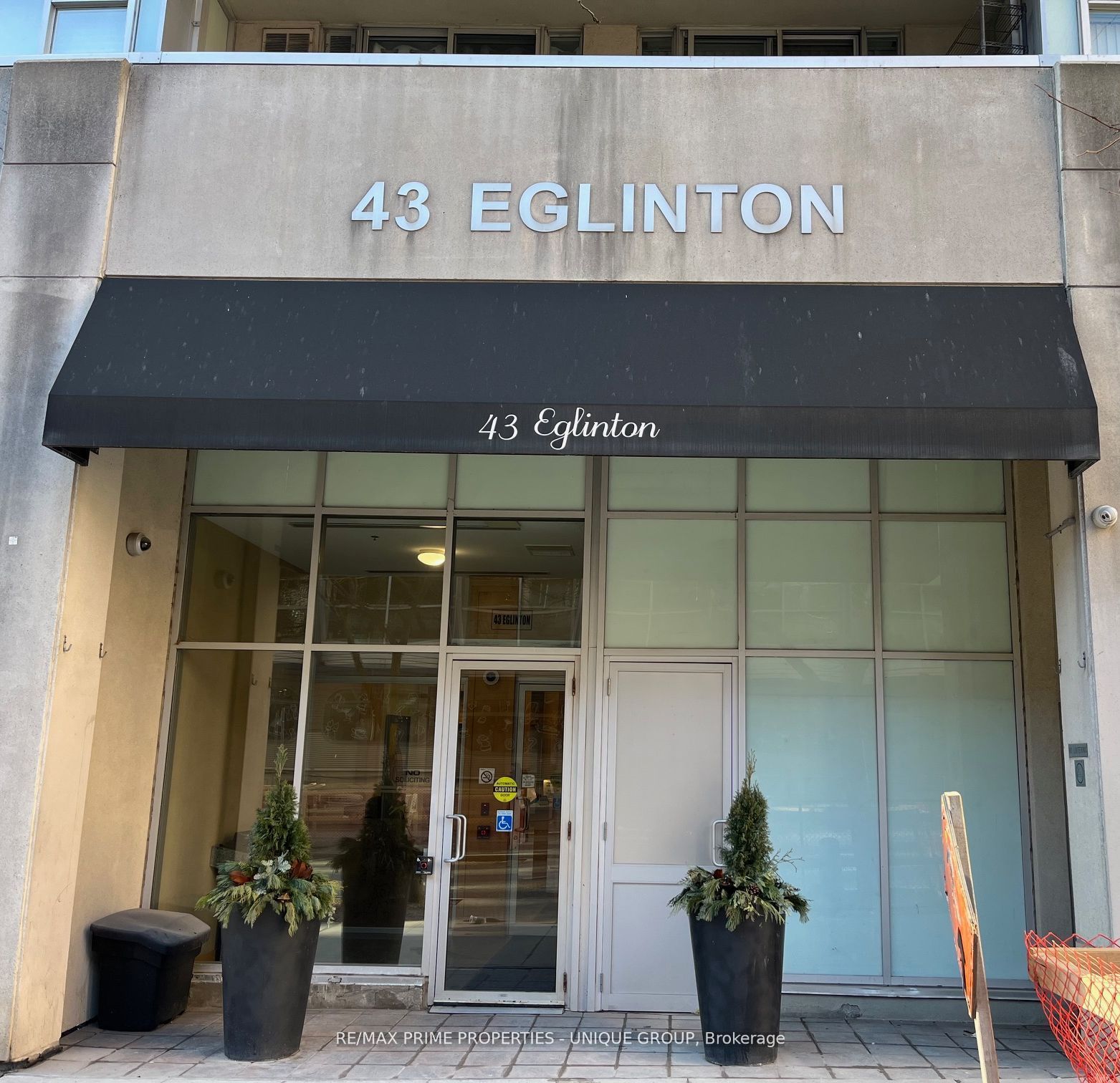 43 Eglinton Avenue E 1506, Toronto, ON M4P 1A5