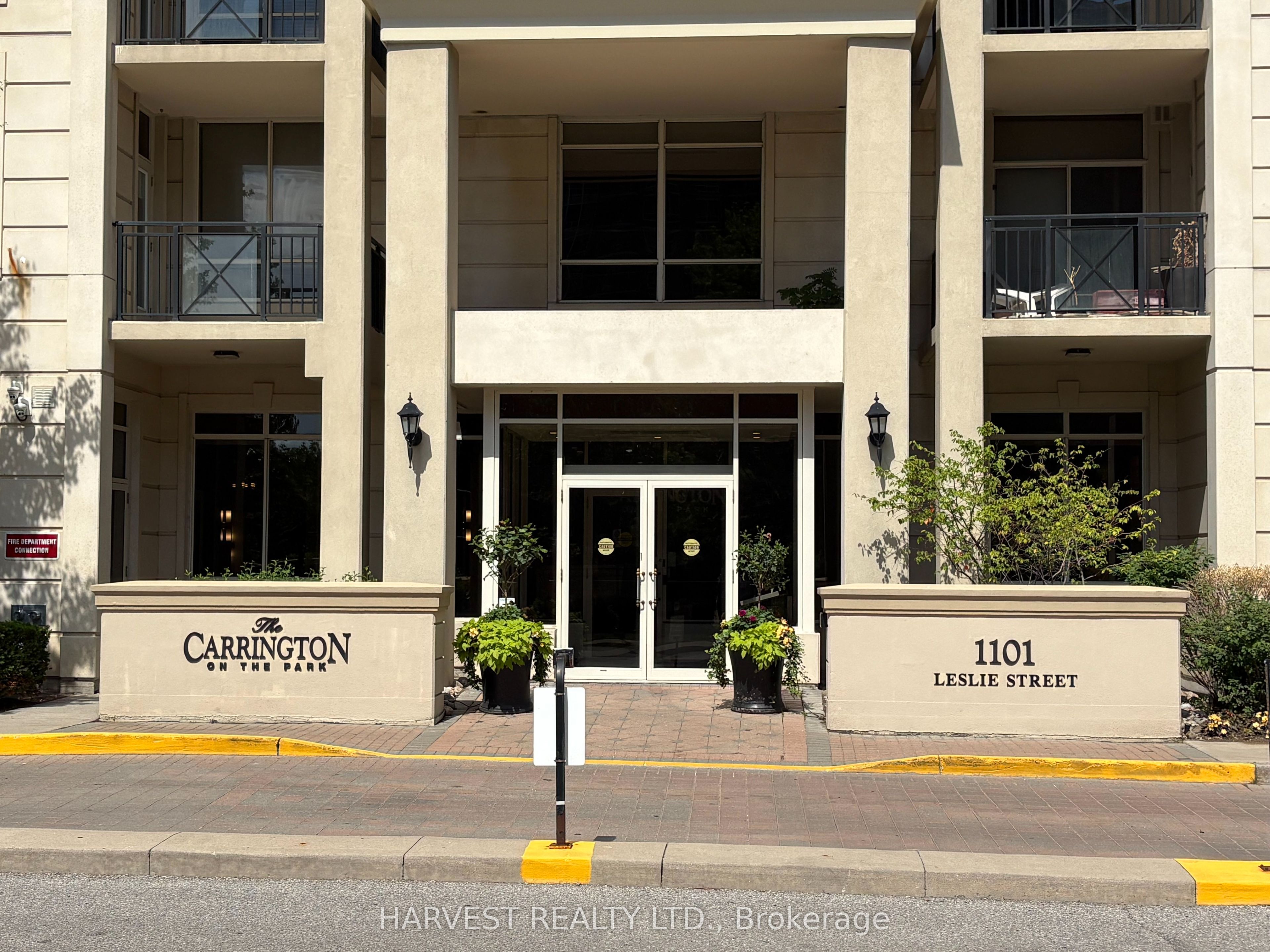 1101 Leslie Street 1106, Toronto, ON M3C 4G3 photo 3