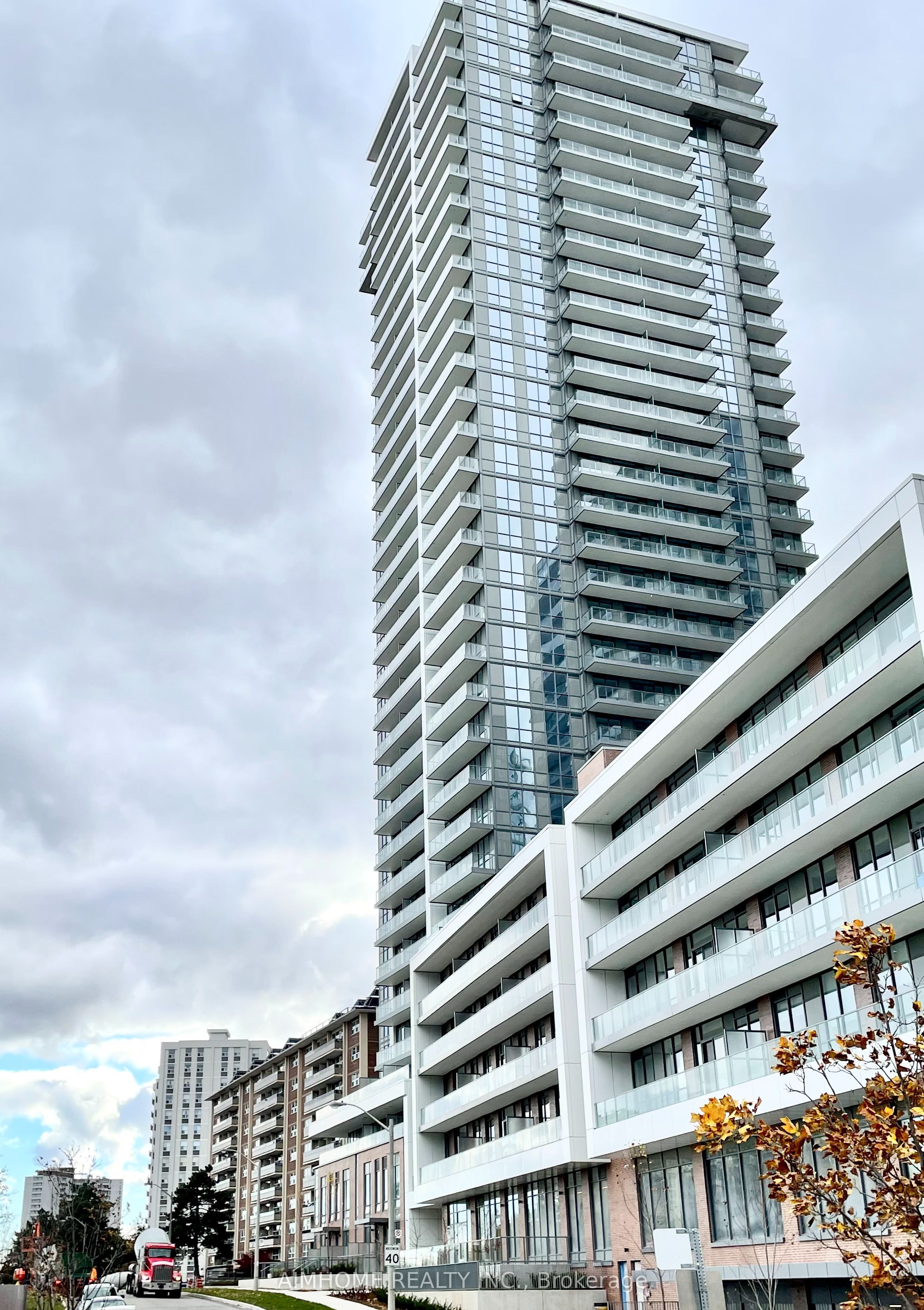 32 Forest Manor Road 2105, Toronto, ON M2J 0H2