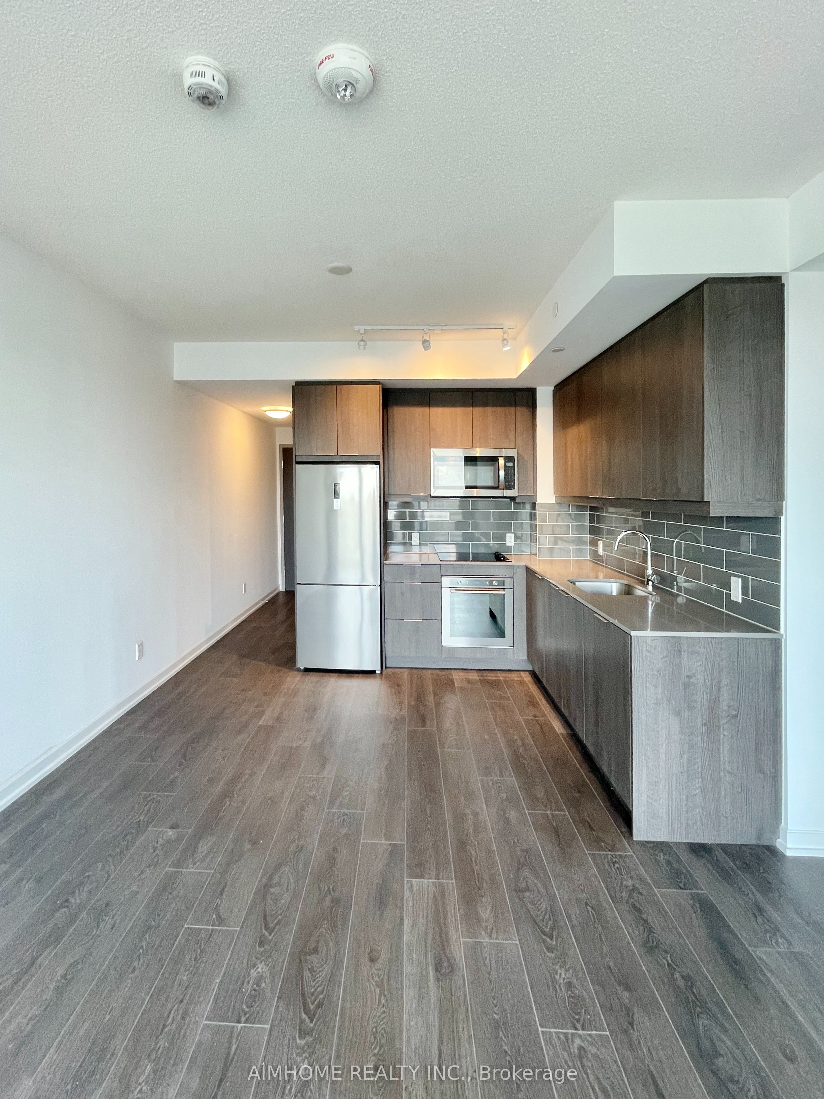 32 Forest Manor Road 2105, Toronto, ON M2J 0H2 photo 2