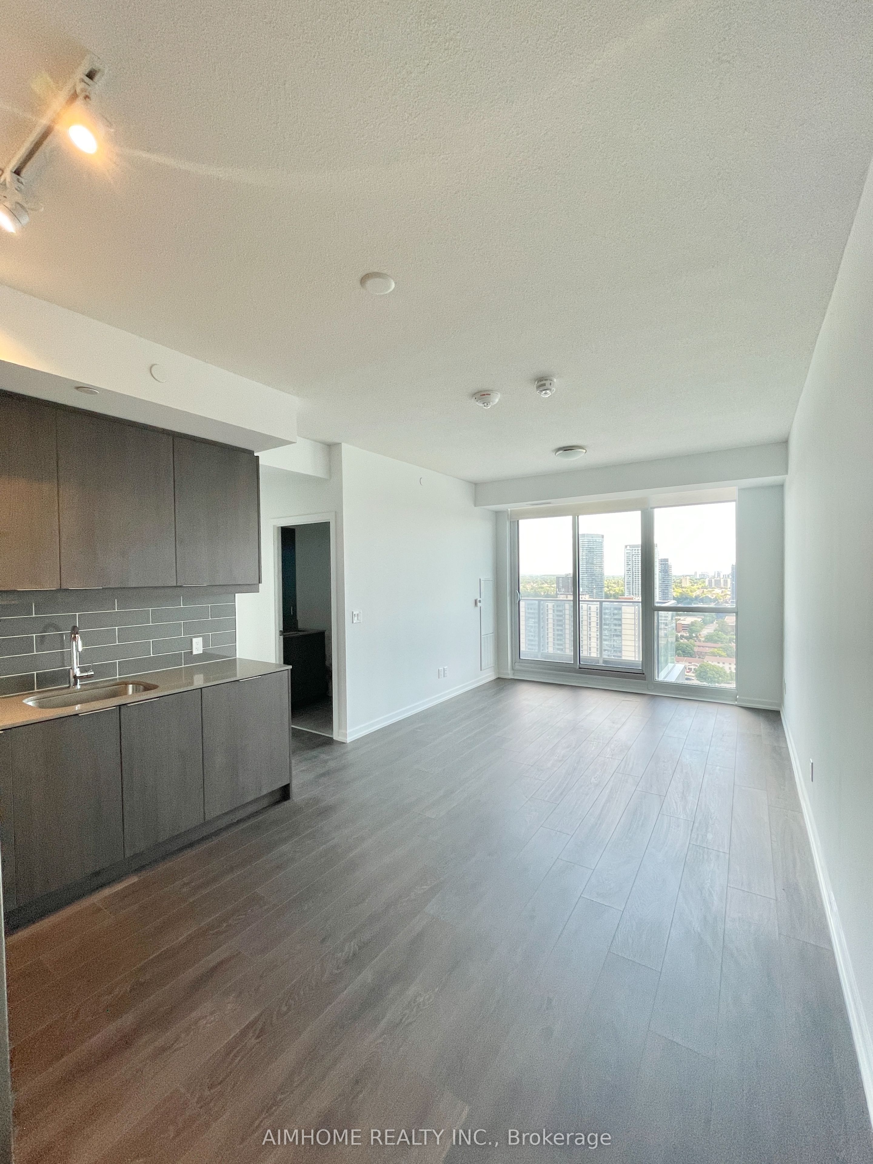 32 Forest Manor Road 2105, Toronto, ON M2J 0H2 photo 4