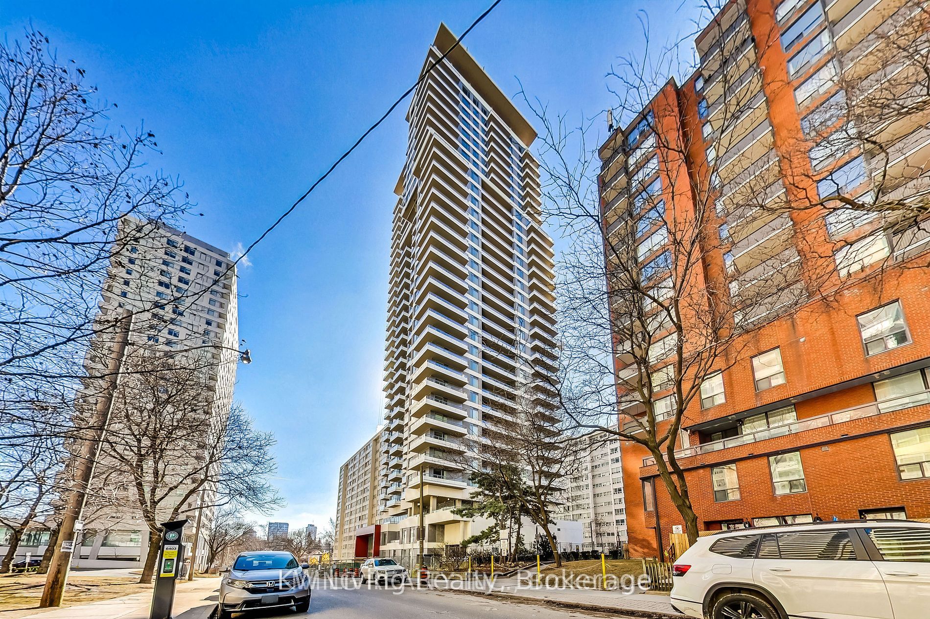 50 Dunfield Avenue 2716, Toronto, ON M4S 0E4