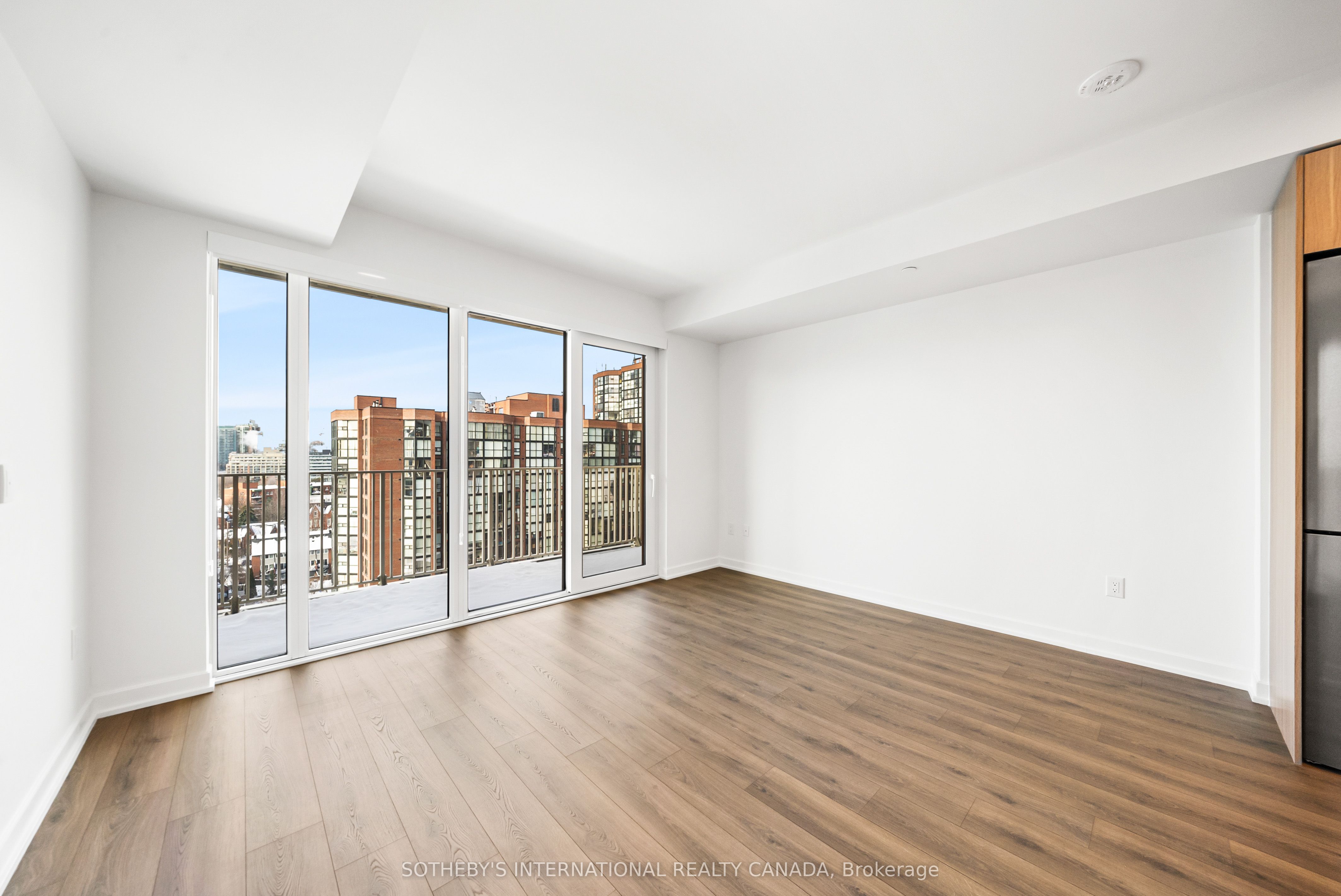 88 Bathurst Street 1113, Toronto, ON M5V 0W8 photo 5
