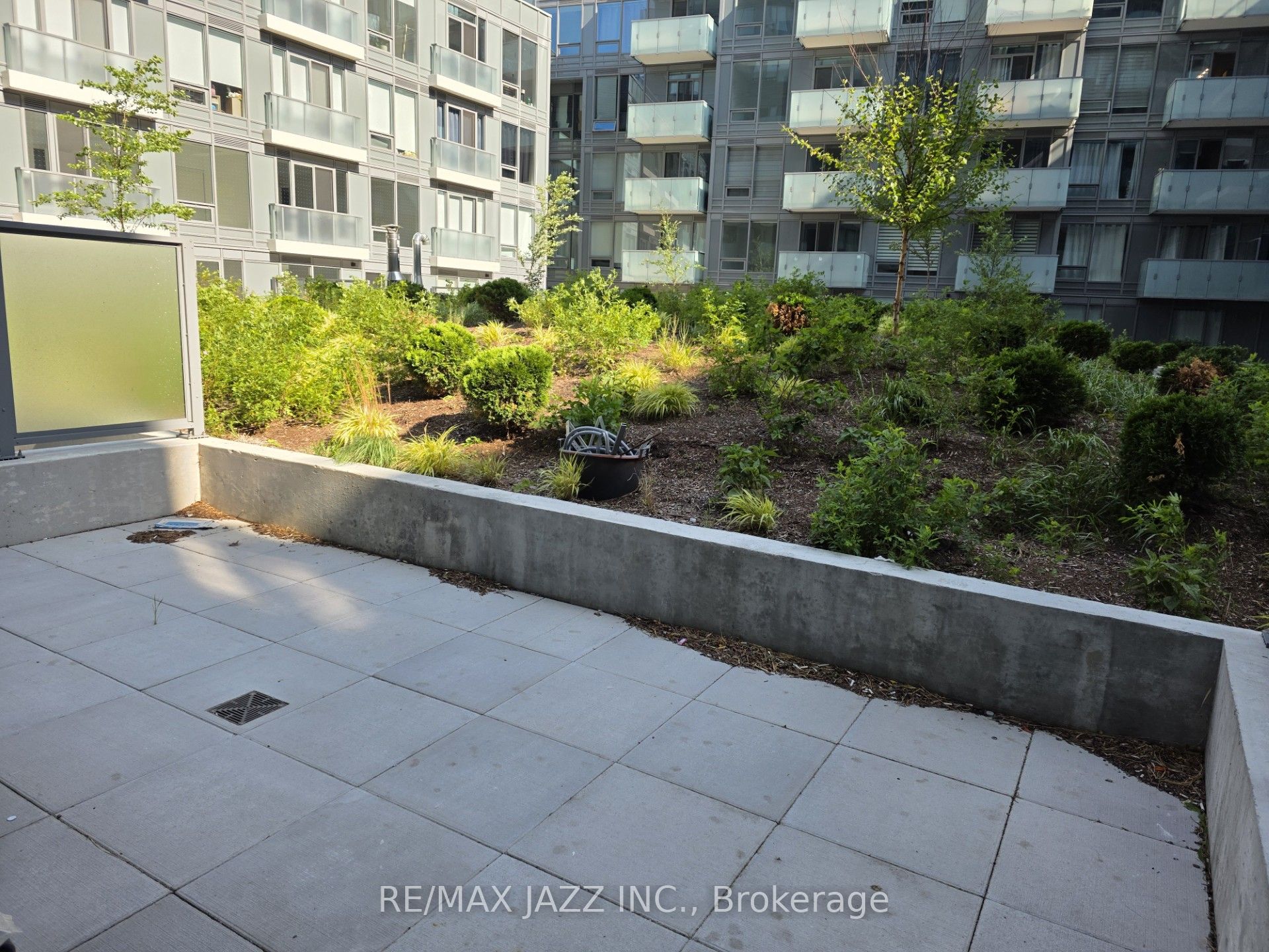 7 Golden Lion Heights 334, Toronto, ON M2M 0C1