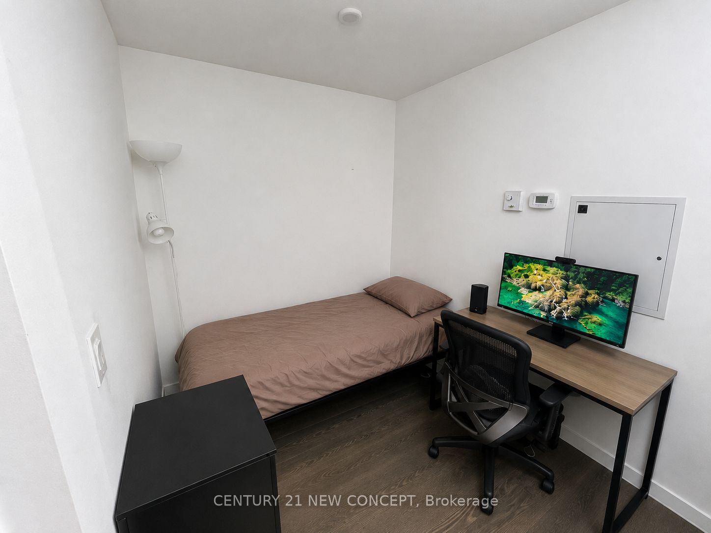 11 Wellesley Street W 5306, Toronto, ON M4Y 0G4 photo 4
