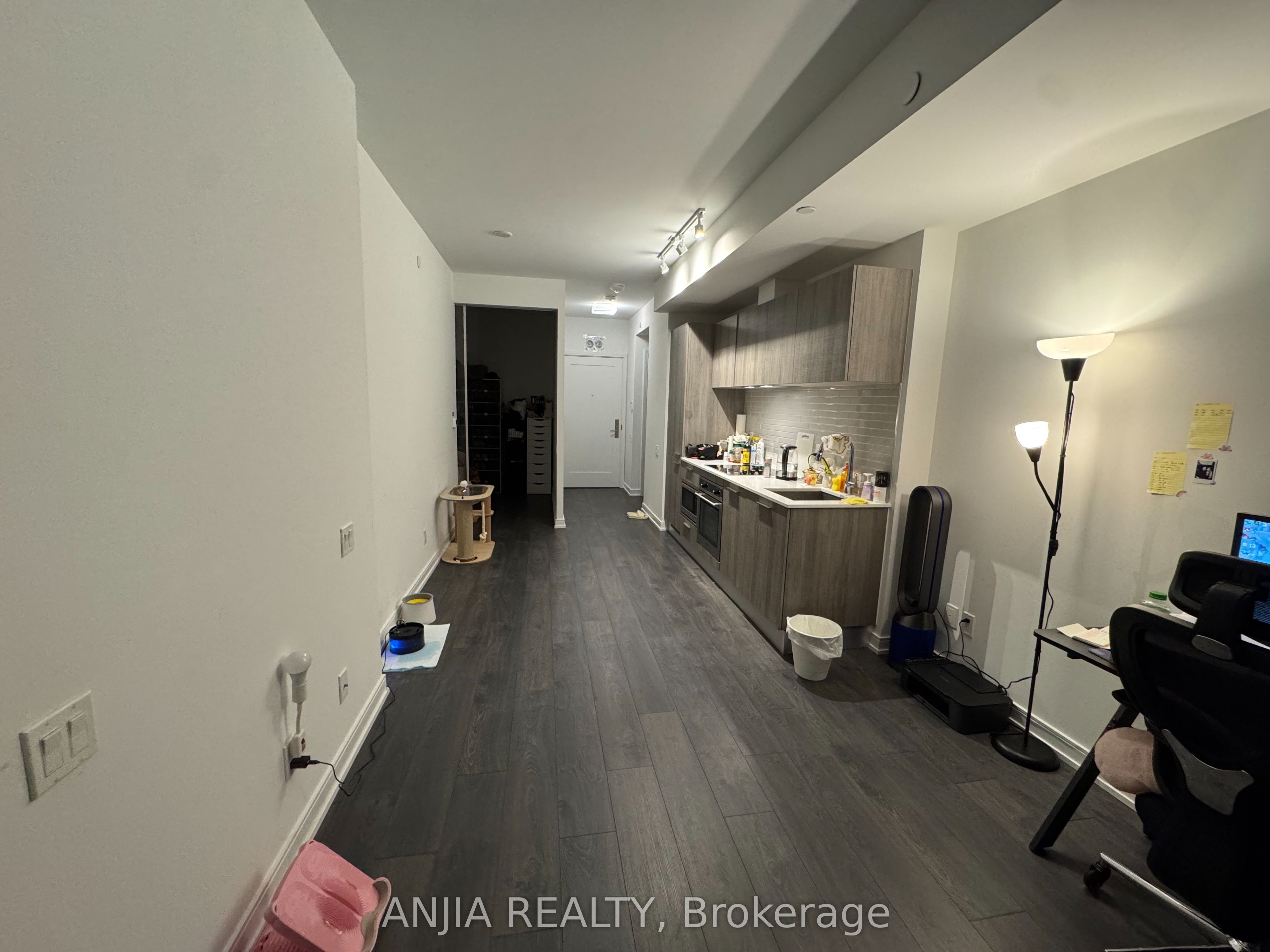 3 Gloucester Street 2613, Toronto, ON M4Y 0C6 photo 2