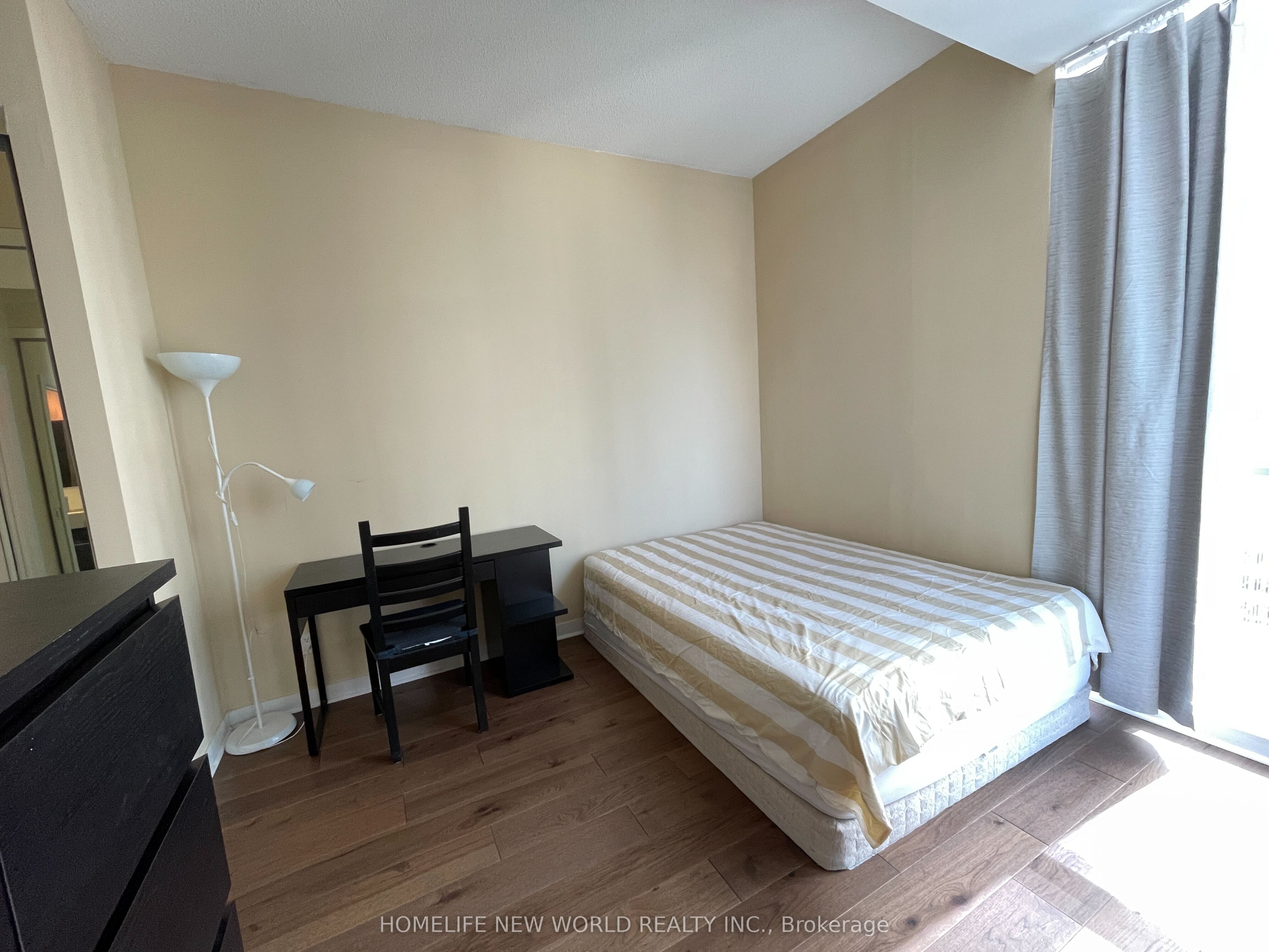 770 Bay Street 2606, Toronto, ON M5G 0A6 photo 3