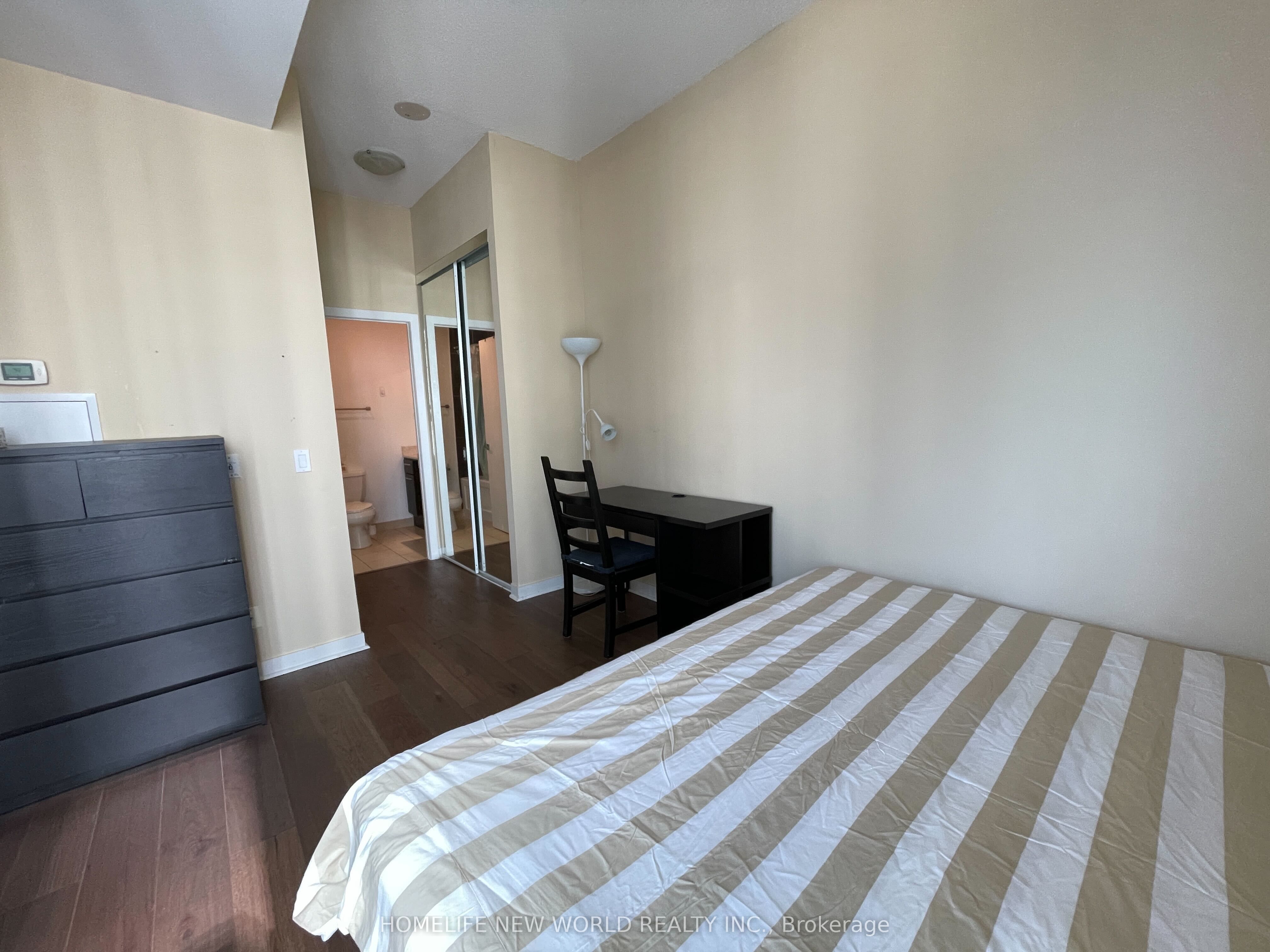 770 Bay Street 2606, Toronto, ON M5G 0A6 photo 4