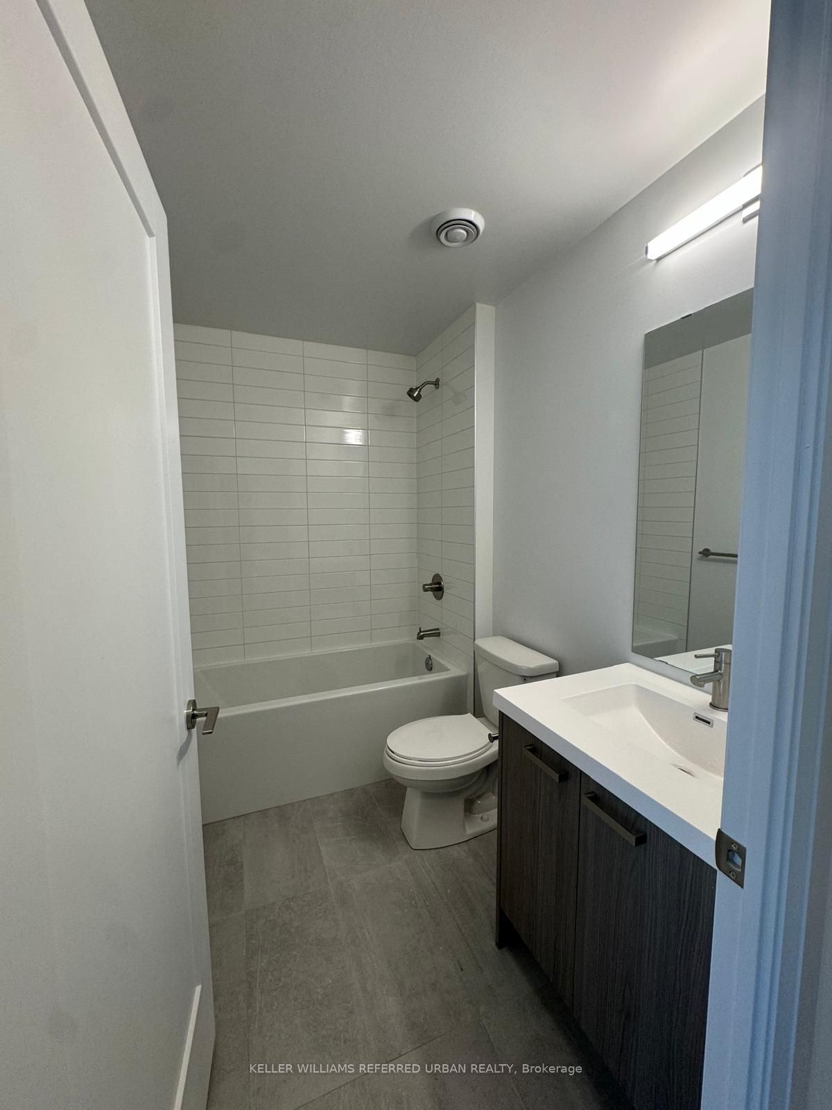 20 Soudan Avenue 2204, Toronto, ON M4S 0E2 photo 5