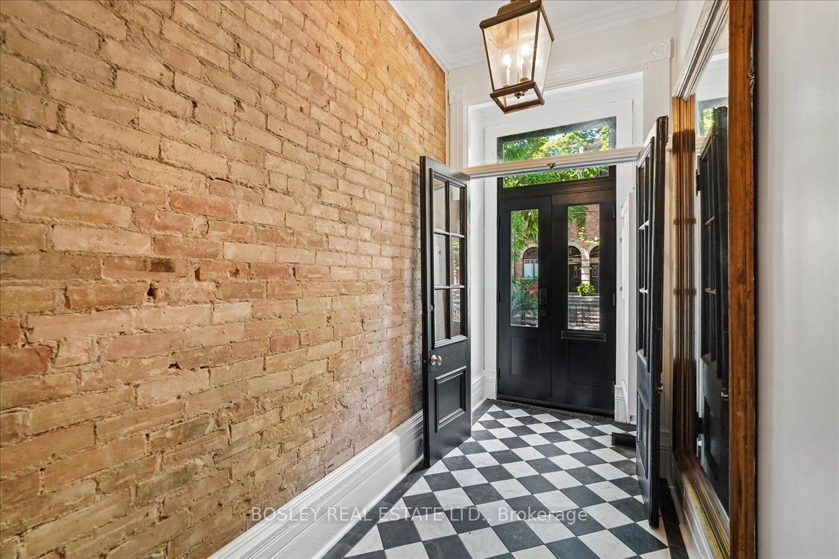 499 Ontario Street, Toronto, ON M4X 1M7 photo 3
