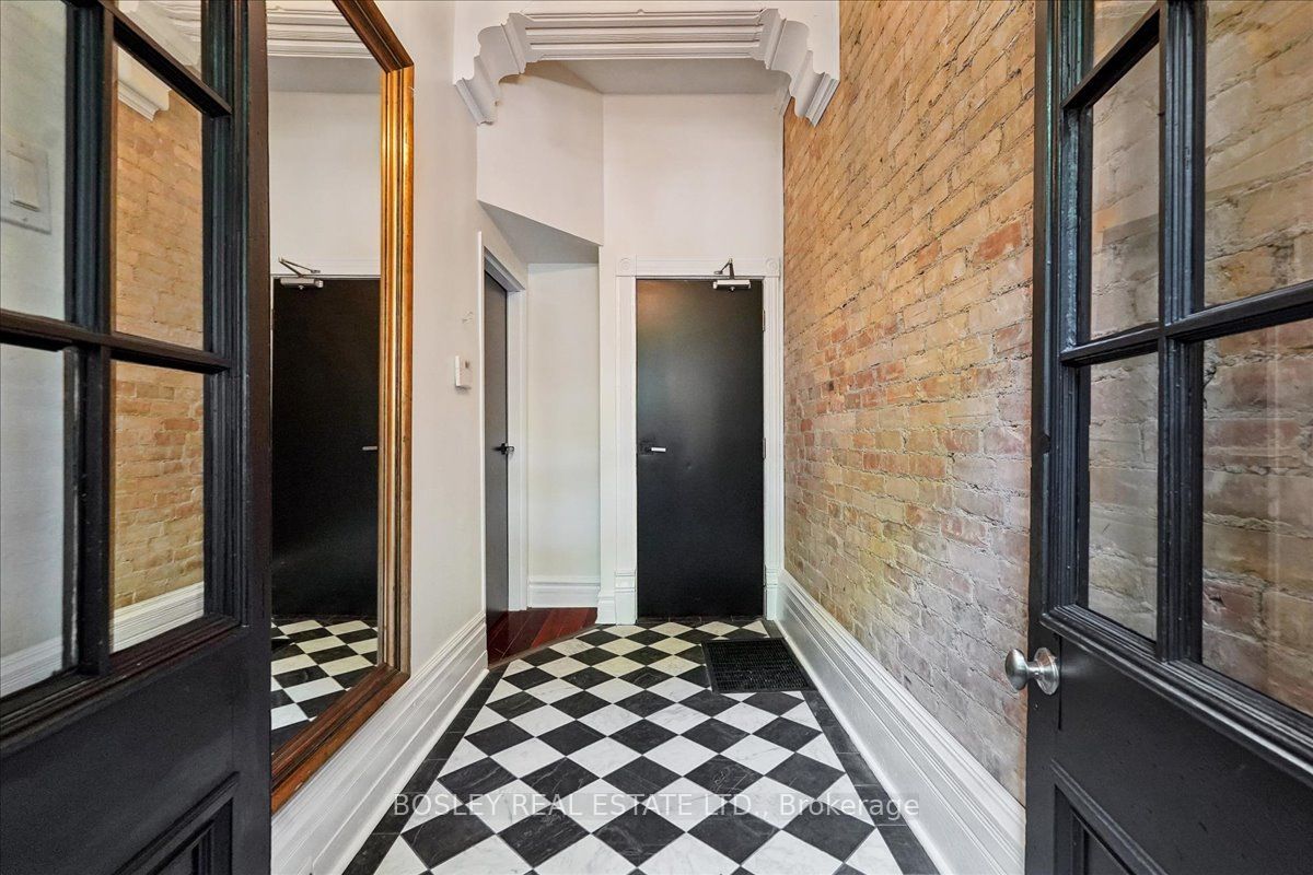499 Ontario Street, Toronto, ON M4X 1M7 photo 4
