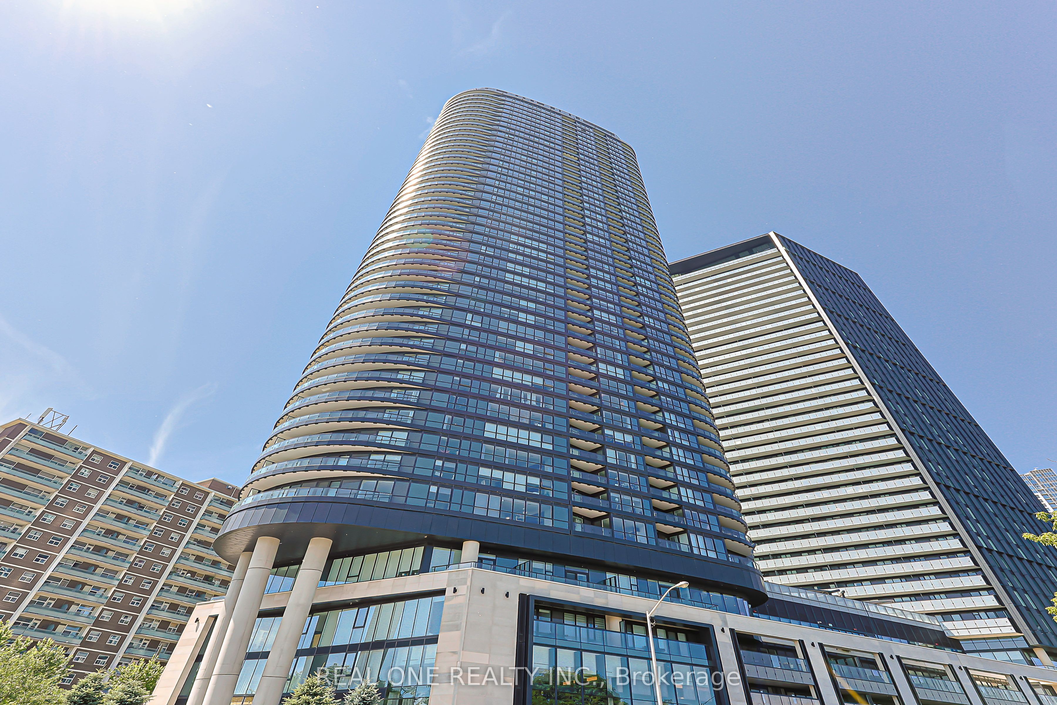 585 Bloor St East Street 821, Toronto, ON M4W 0B3