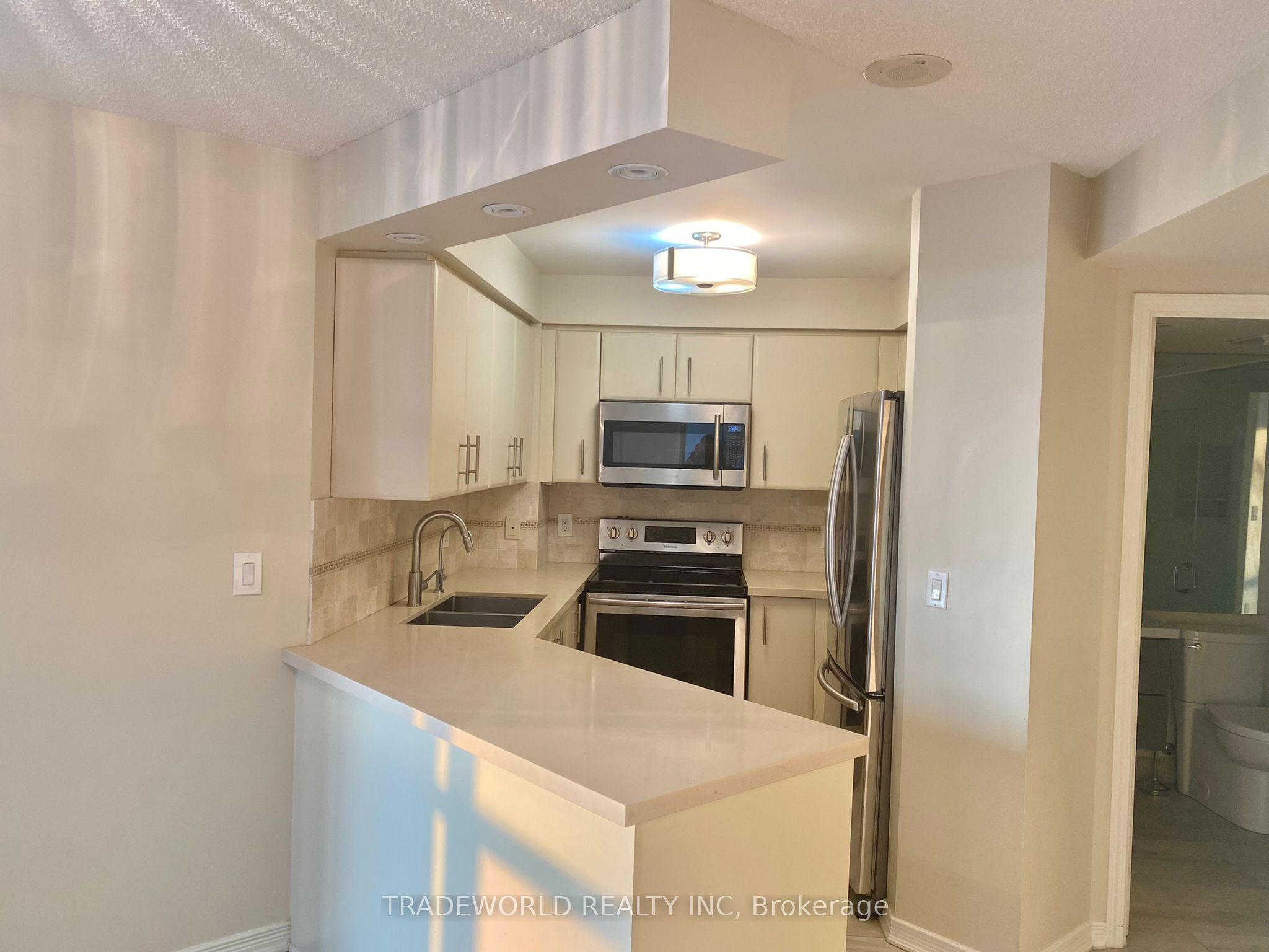 509 Beecroft Road 603, Toronto, ON M2N 0A3 photo 4