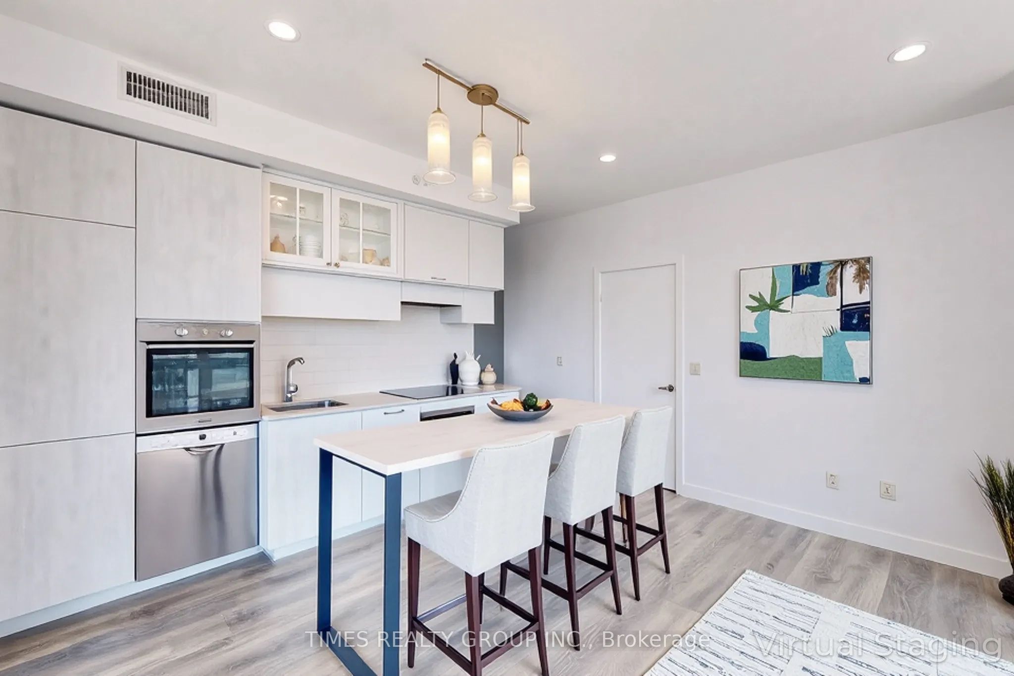 8 Eglinton Avenue E 1102, Toronto, ON M4P 0C1 photo 2