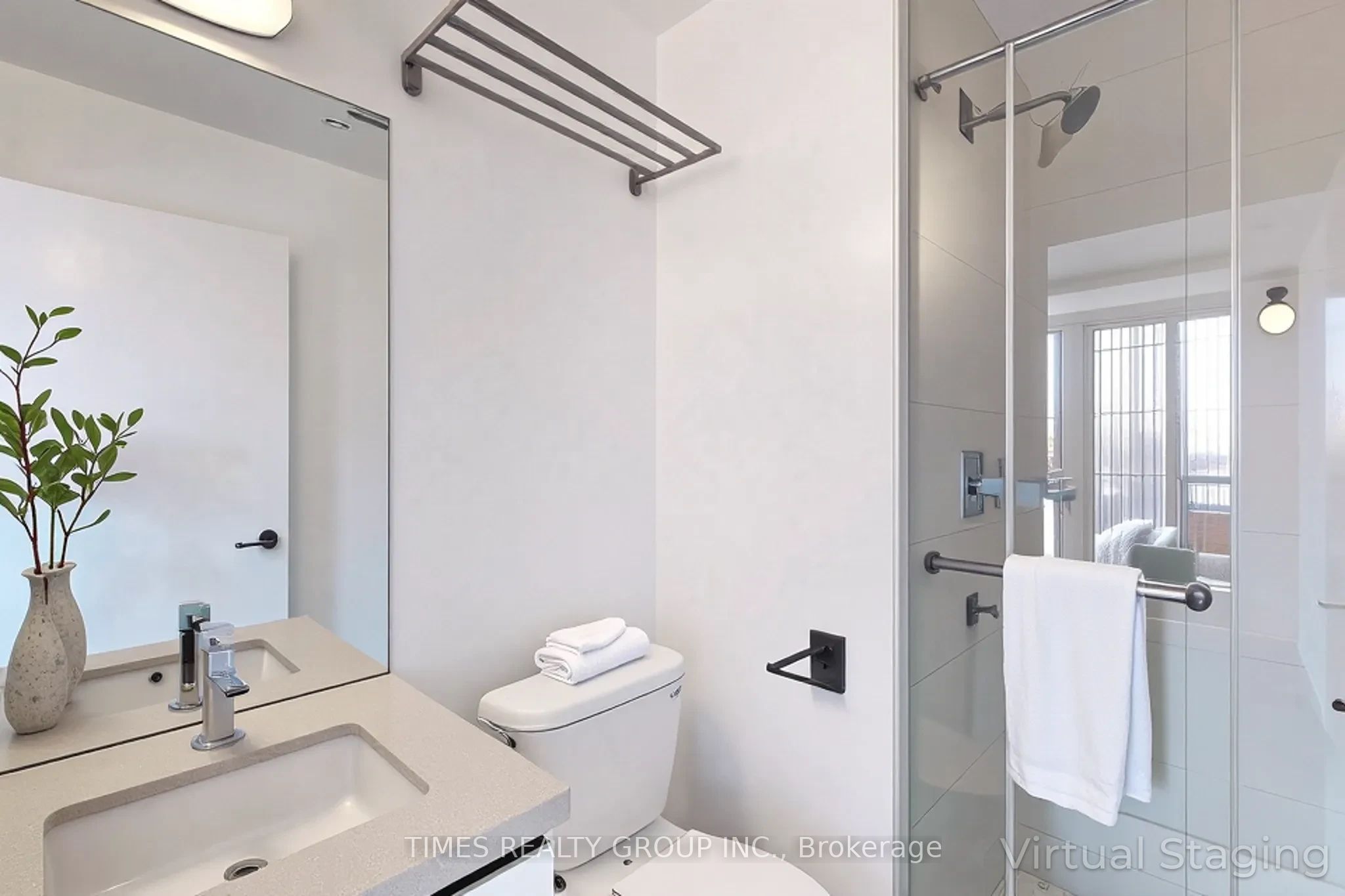 8 Eglinton Avenue E 1102, Toronto, ON M4P 0C1 photo 4