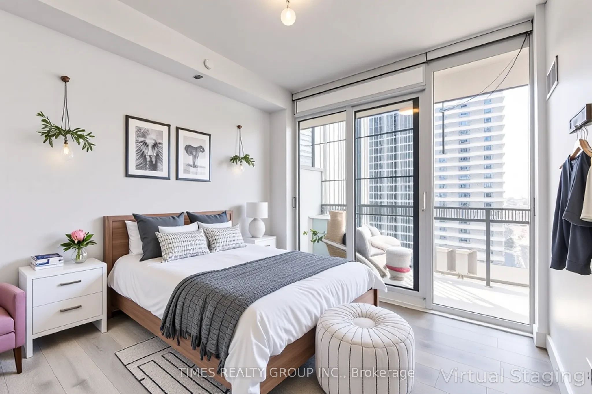 8 Eglinton Avenue E 1102, Toronto, ON M4P 0C1 photo 5