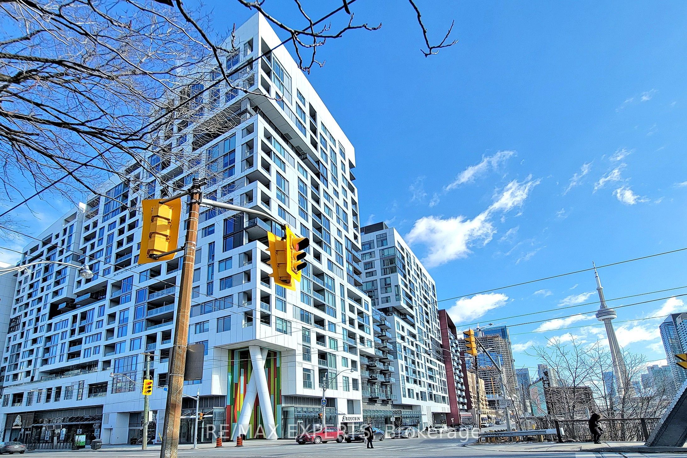 27 Bathurst Street 1114, Toronto, ON M5V 0R1 photo 4