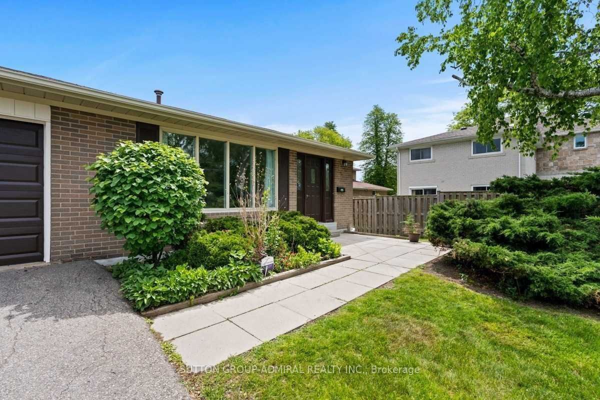 21 Corning Road Main, Toronto, ON M2J 2L6 photo 3