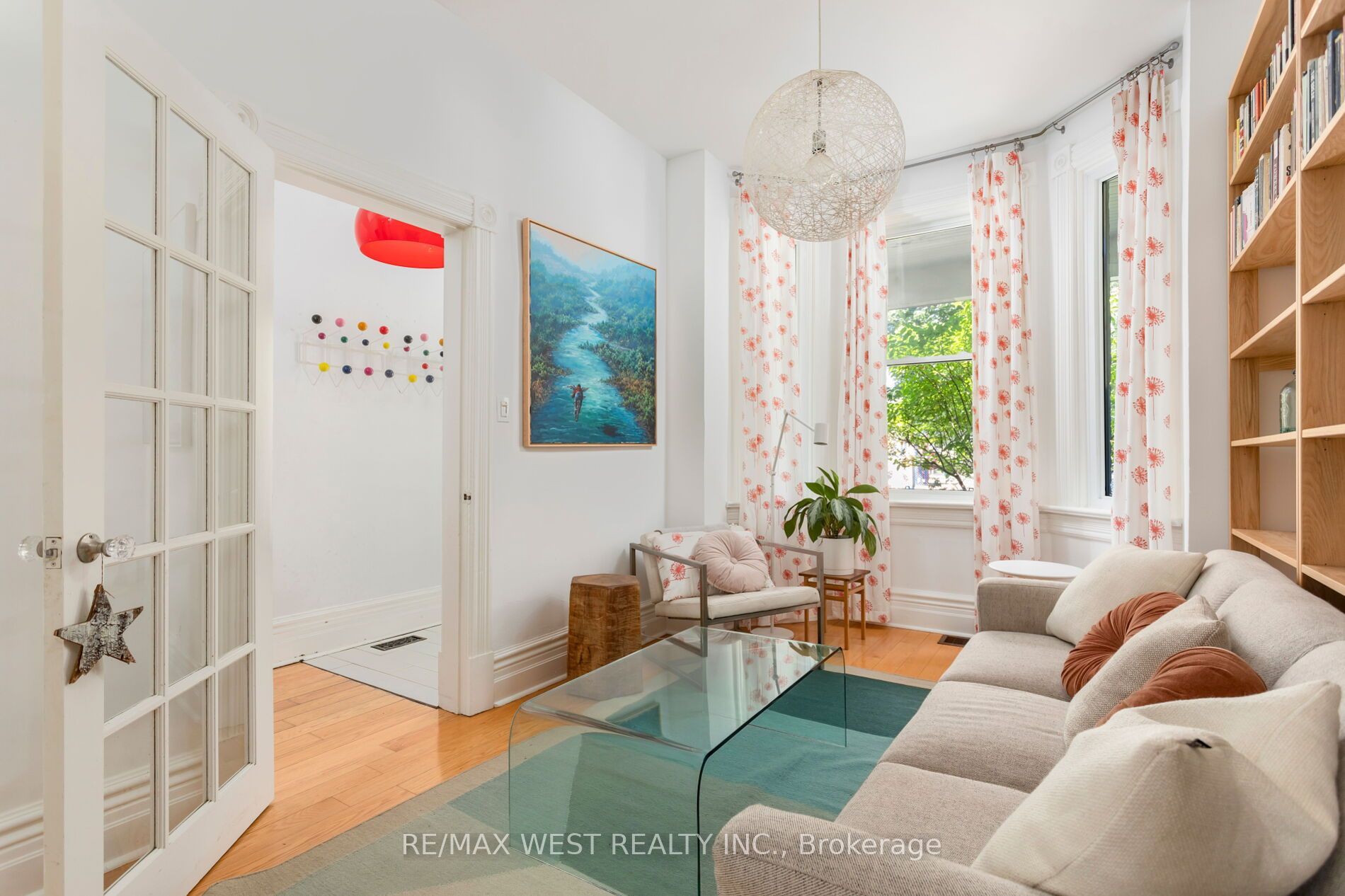 39 Shirley Street, Toronto, ON M6K 1S8 photo 5