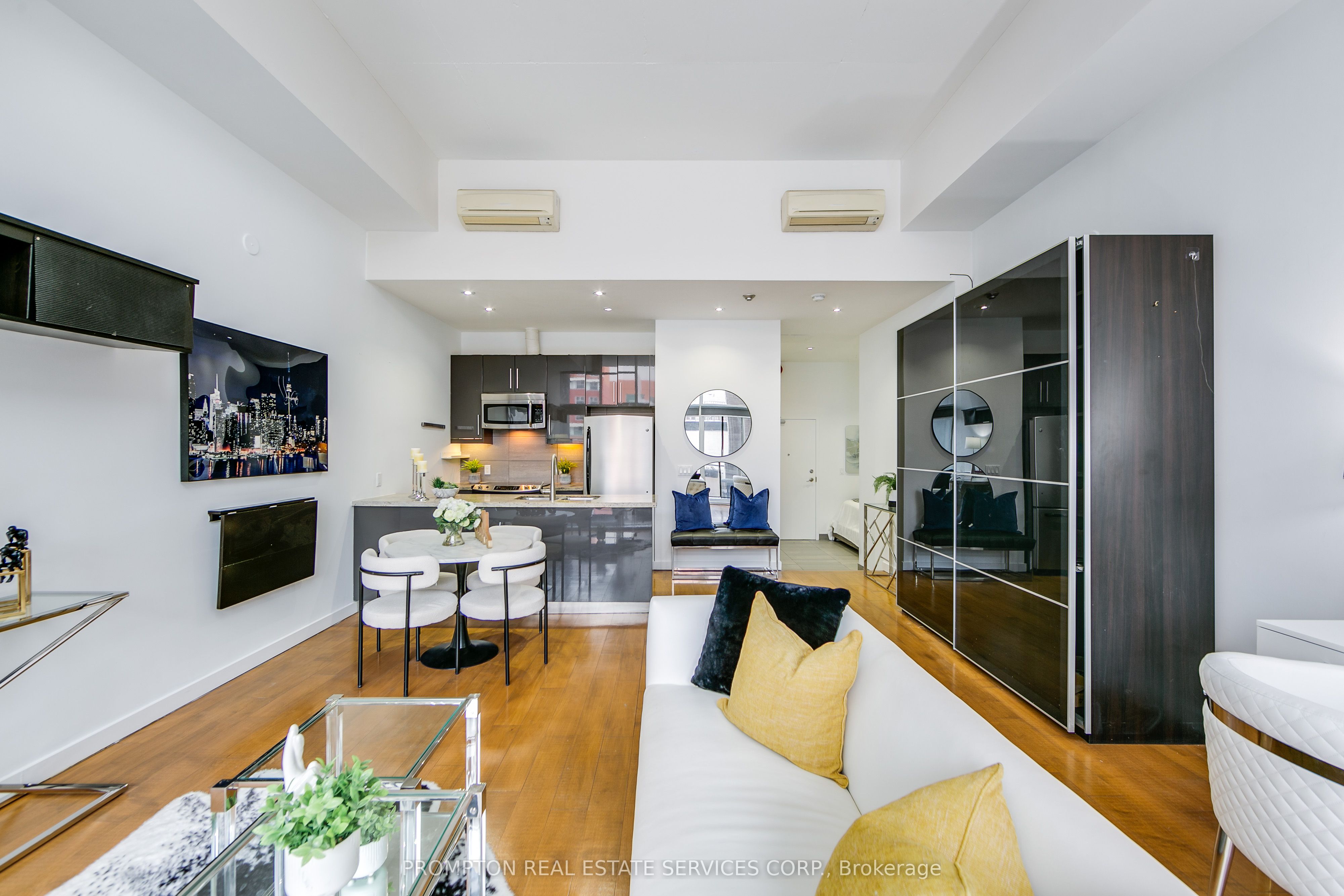 86 Gerrard Street E 1B, Toronto, ON M5B 2J1 photo 5