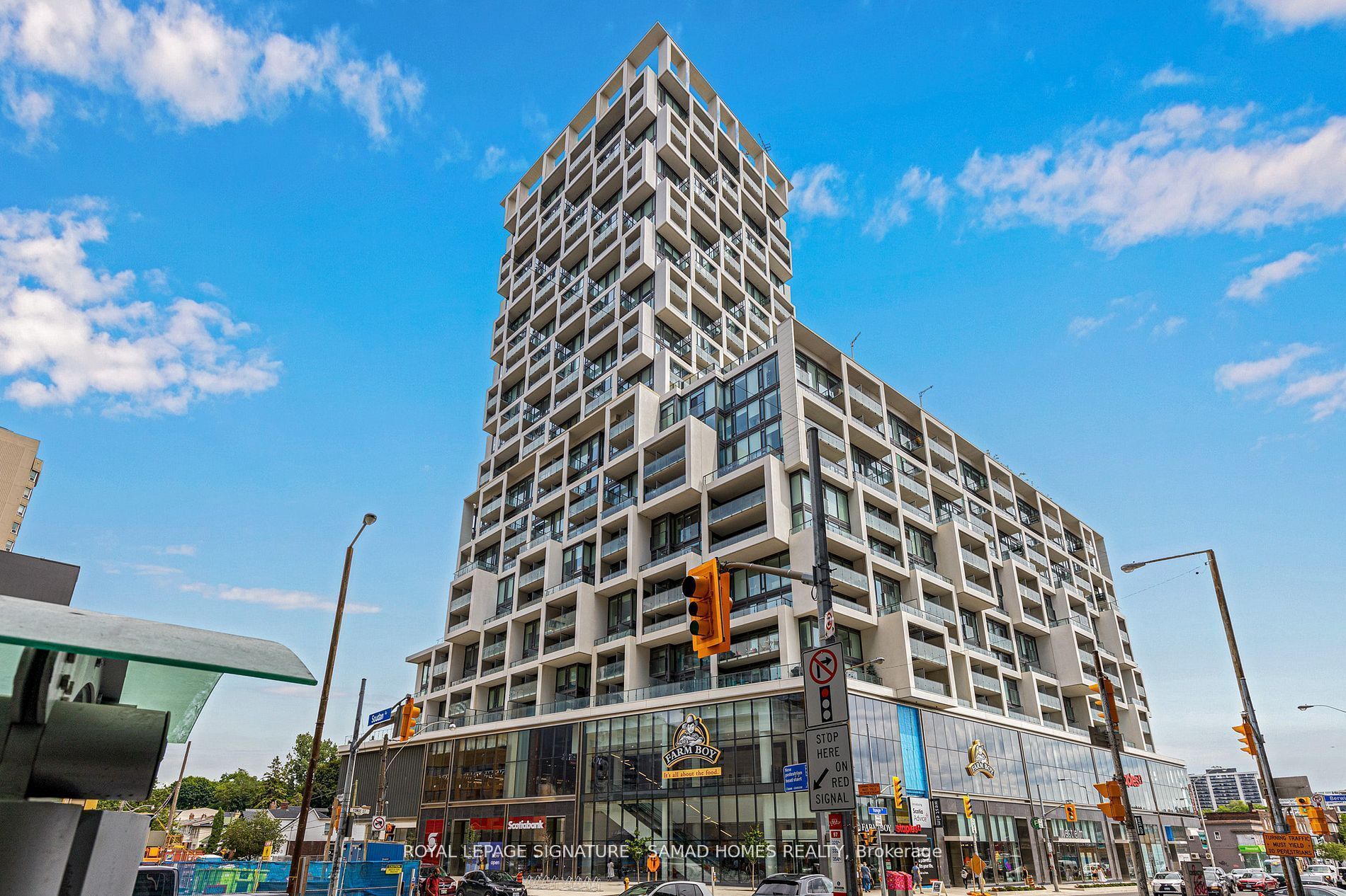 5 Soudan Avenue 702, Toronto, ON M4S 0B1