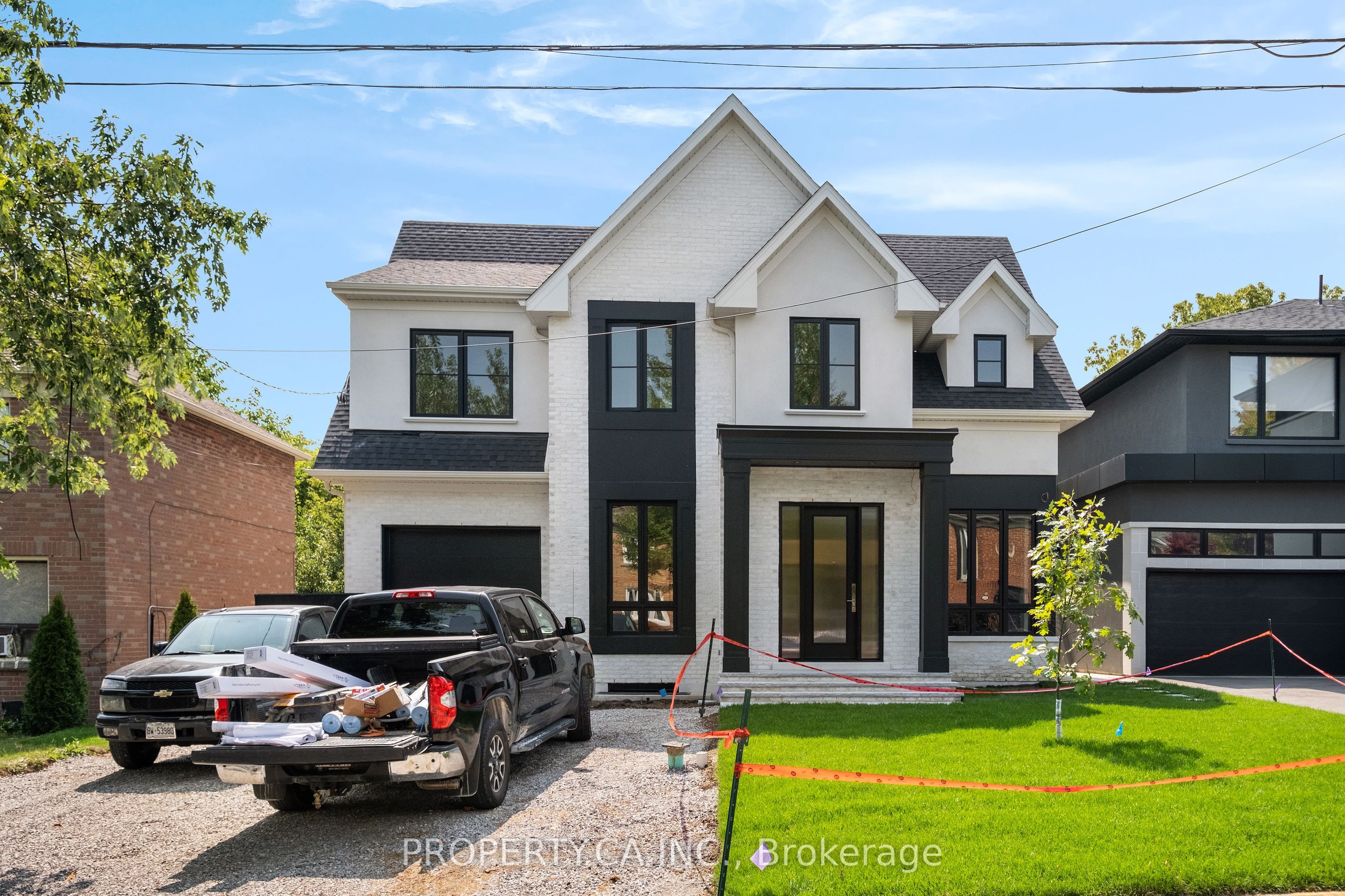 119 Invermay Avenue, Toronto, ON M3H 1Z7 photo 2