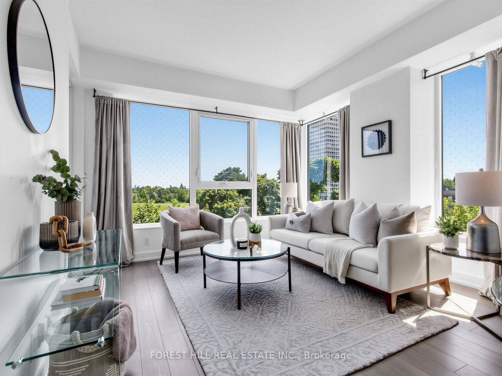 6 Parkwood Avenue 313, Toronto, ON M4V 2W8 photo 2