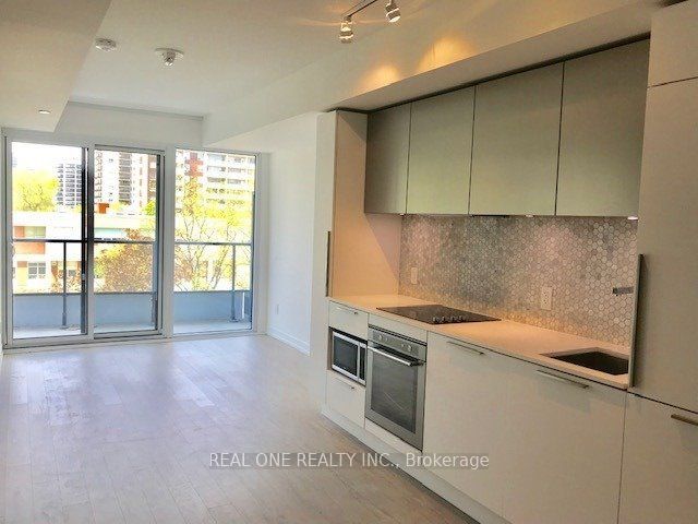 85 Wood Street 616, Toronto, ON M4Y 0E8 photo 3