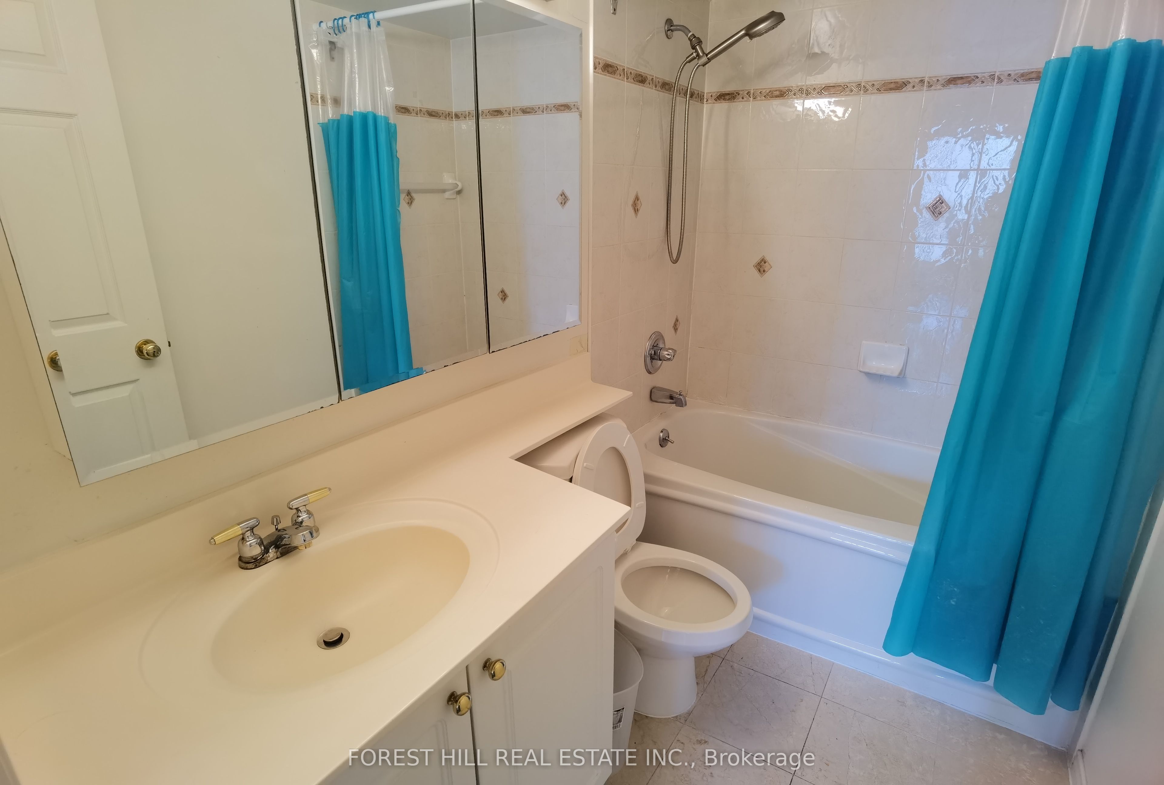 889 Bay Street 810, Toronto, ON M5S 3K6 photo 5