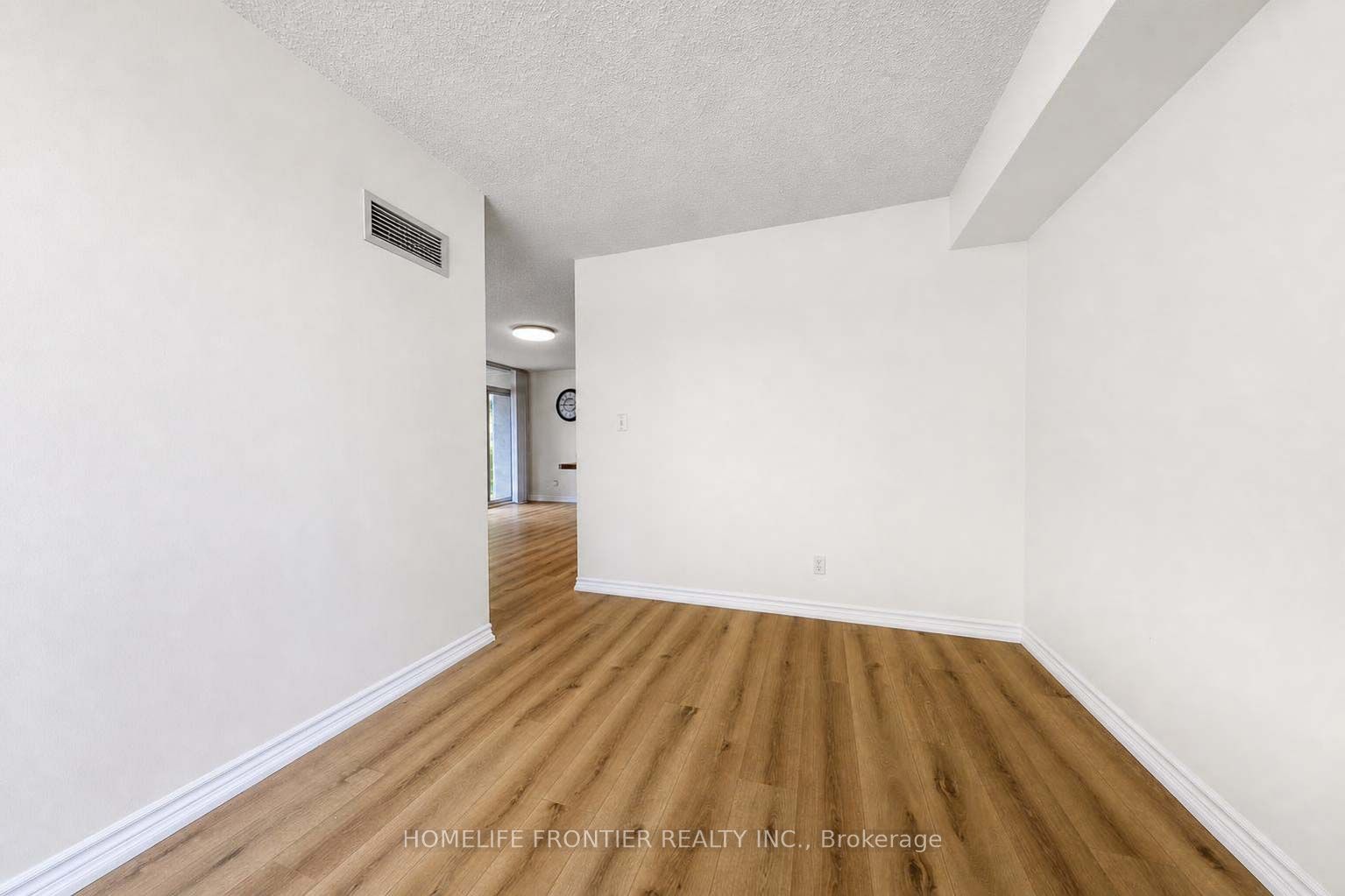 18 Spring Garden Avenue 310, Toronto, ON M2N 7M2 photo 4