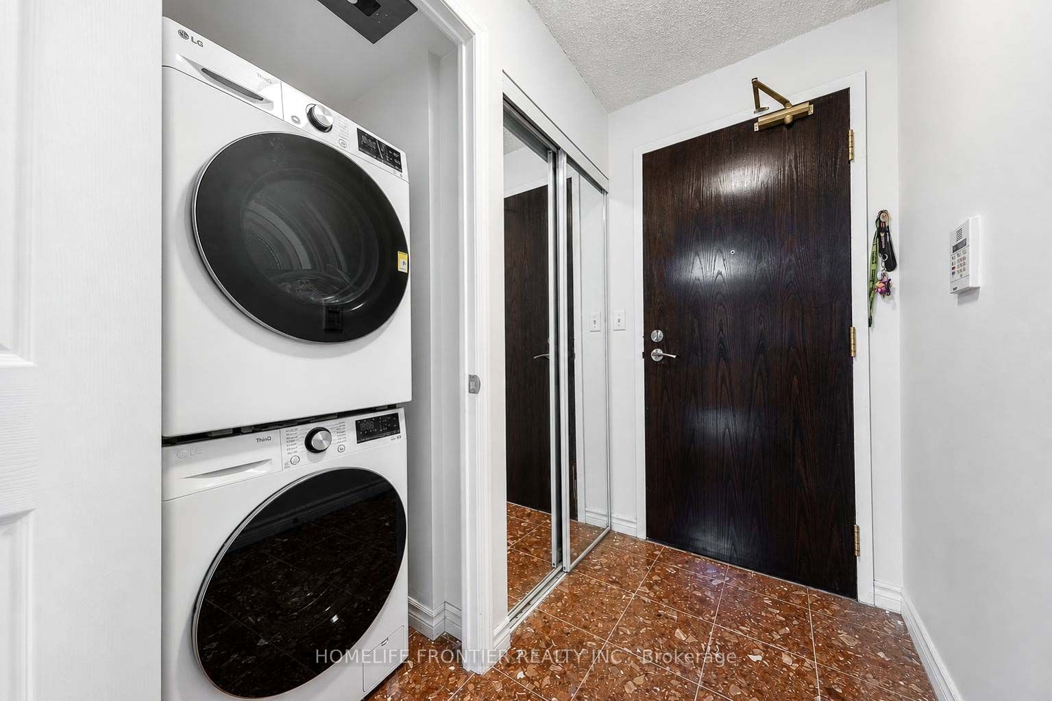 18 Spring Garden Avenue 310, Toronto, ON M2N 7M2 photo 5