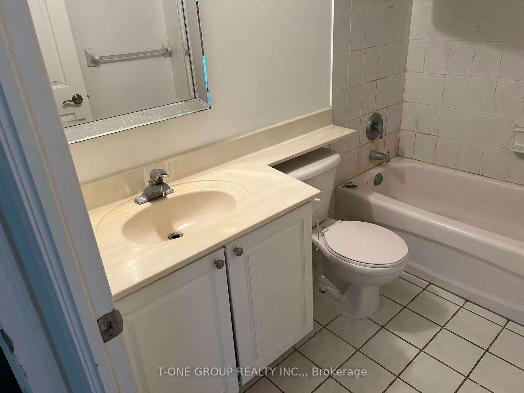 26 Olive Avenue Ph6, Toronto, ON M2N 7G7 photo 3