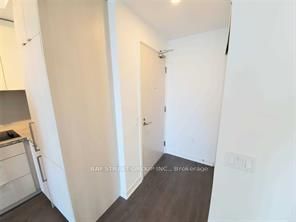 115 Blue Jays Way E 3007, Toronto, ON M5V 0N4