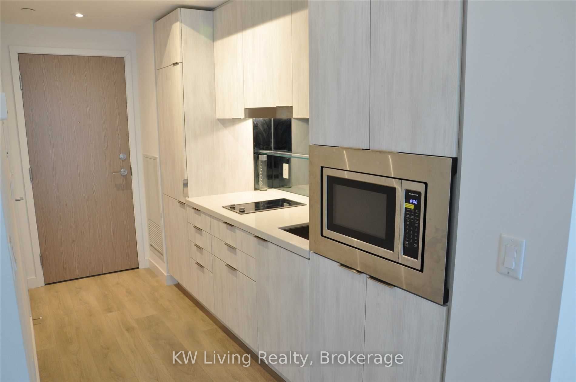 215 Queen Street W 807, Toronto, ON M5V 0P5 photo 5