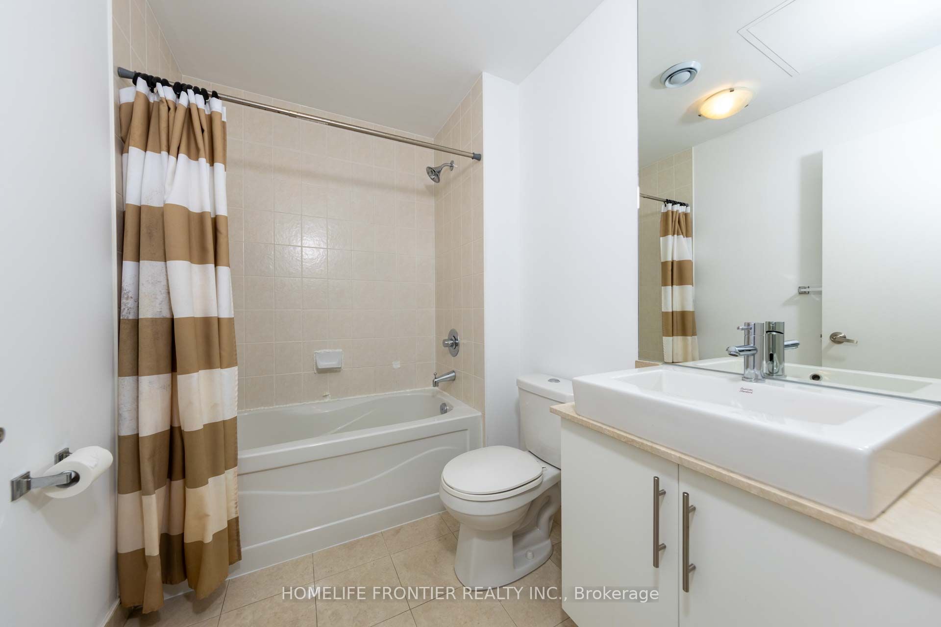 65 Bremner Boulevard 2111, Toronto, ON M5J 0A7 photo 4