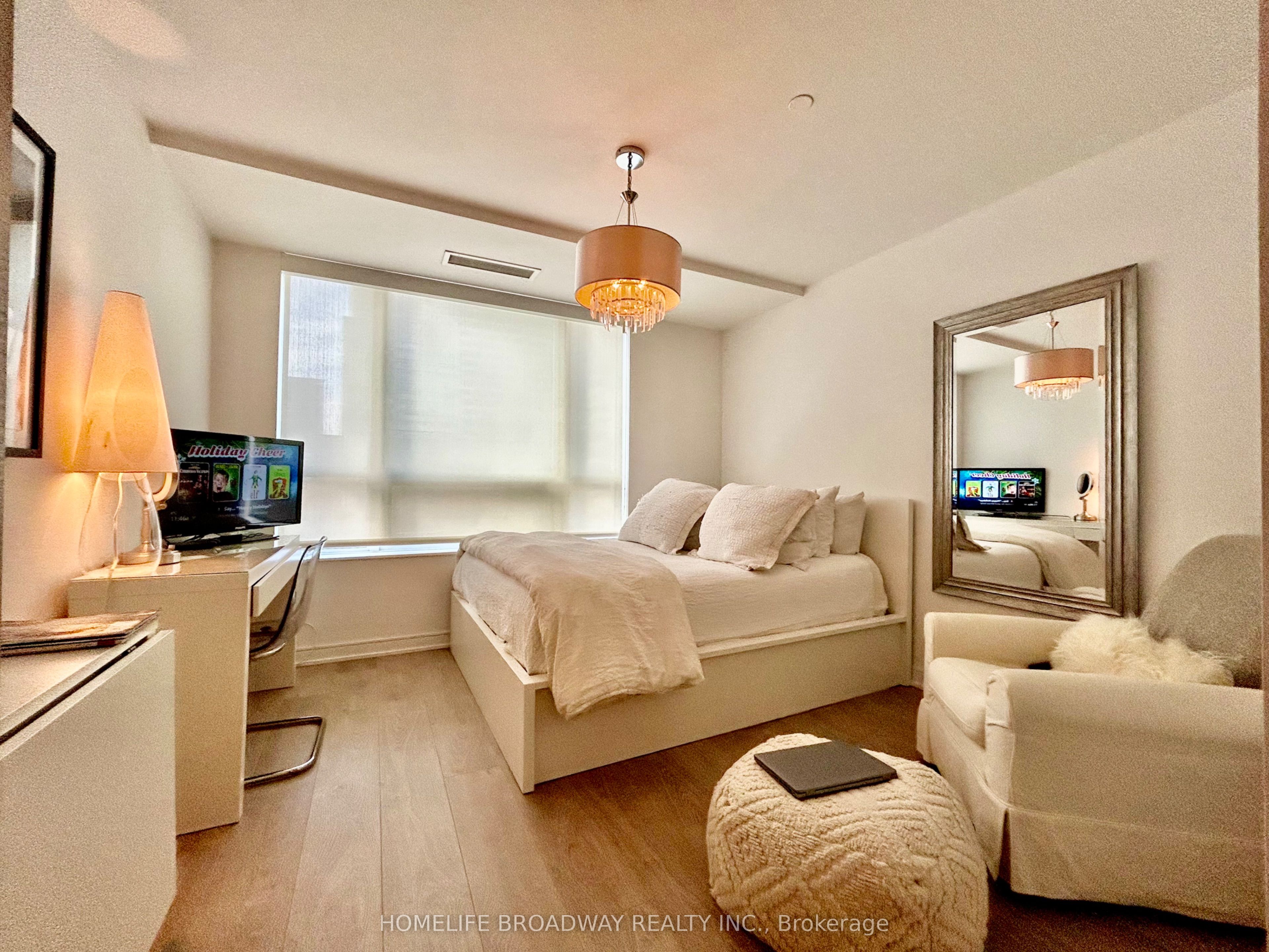 88 Scott Street 1602, Toronto, ON M5E 0A9 photo 5